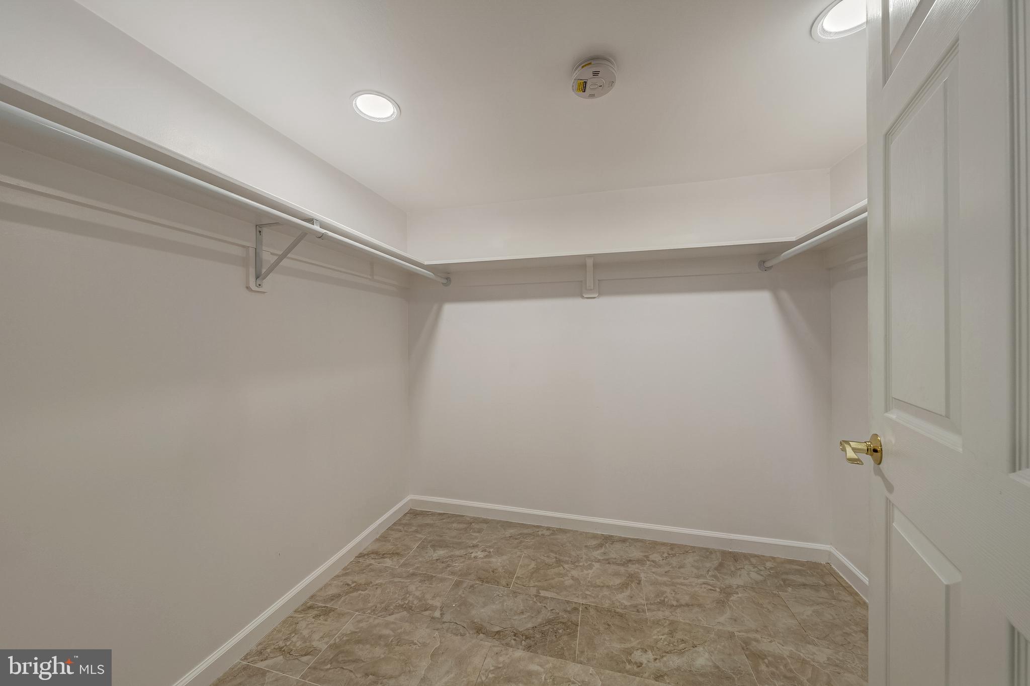 BULL RUN ESTATES - Residential