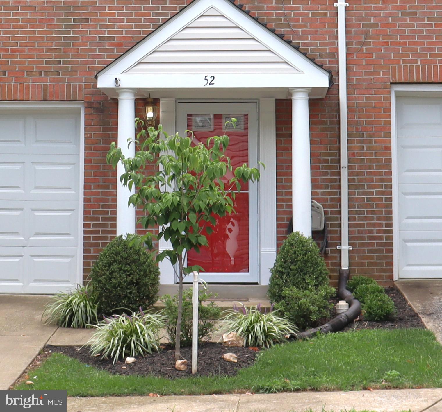 52 QUARTERPOLE COURT