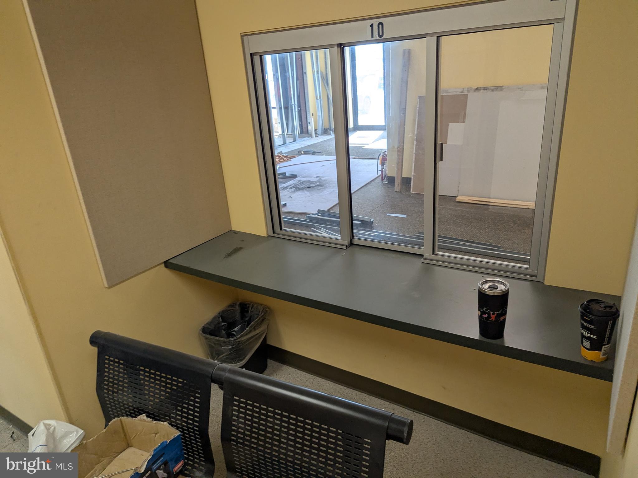 MERIDIAN POINTE - Commercial Lease