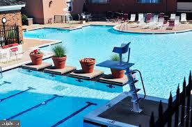 RIVER PLACE NORTH - Residential Lease