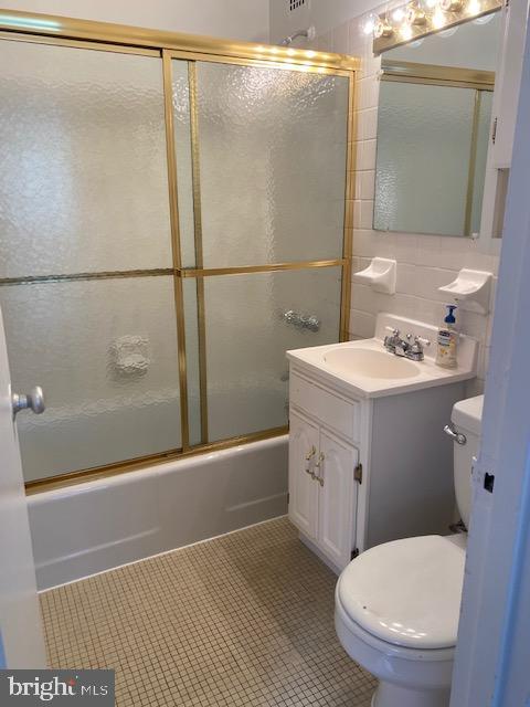 RIVER PLACE NORTH - Residential Lease