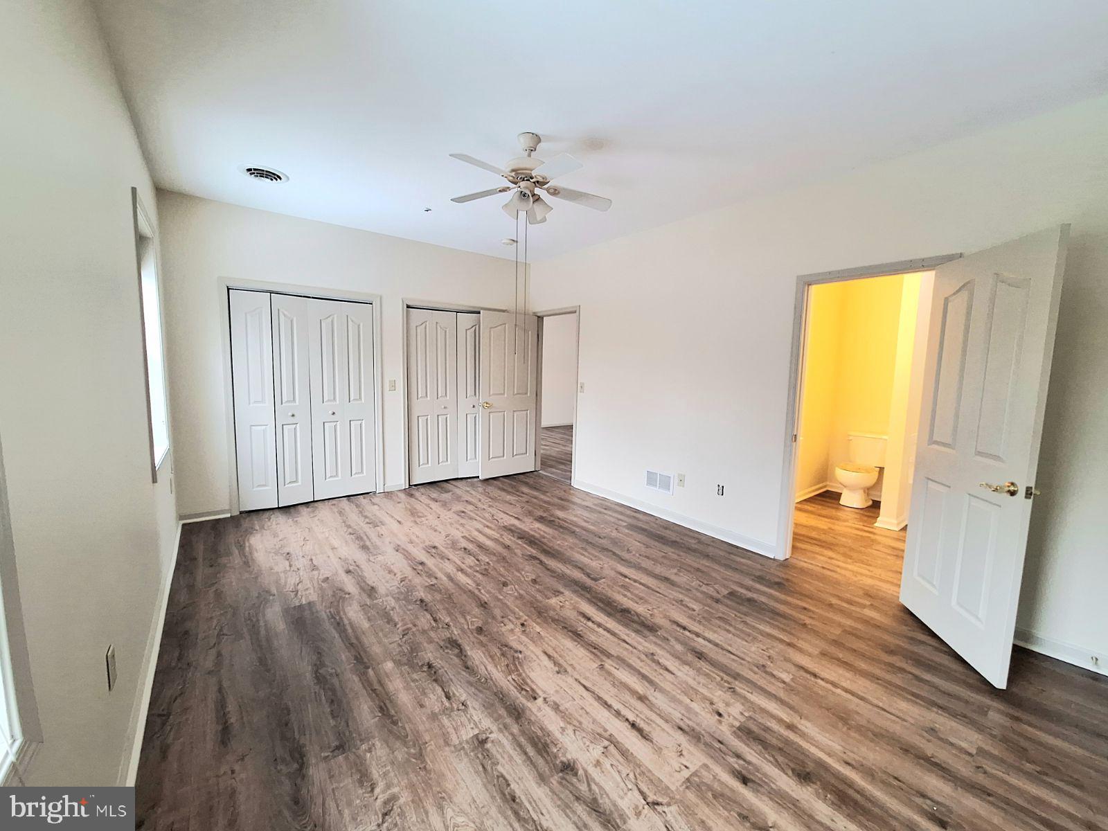 MEADOWVIEW VILLAGE - Residential