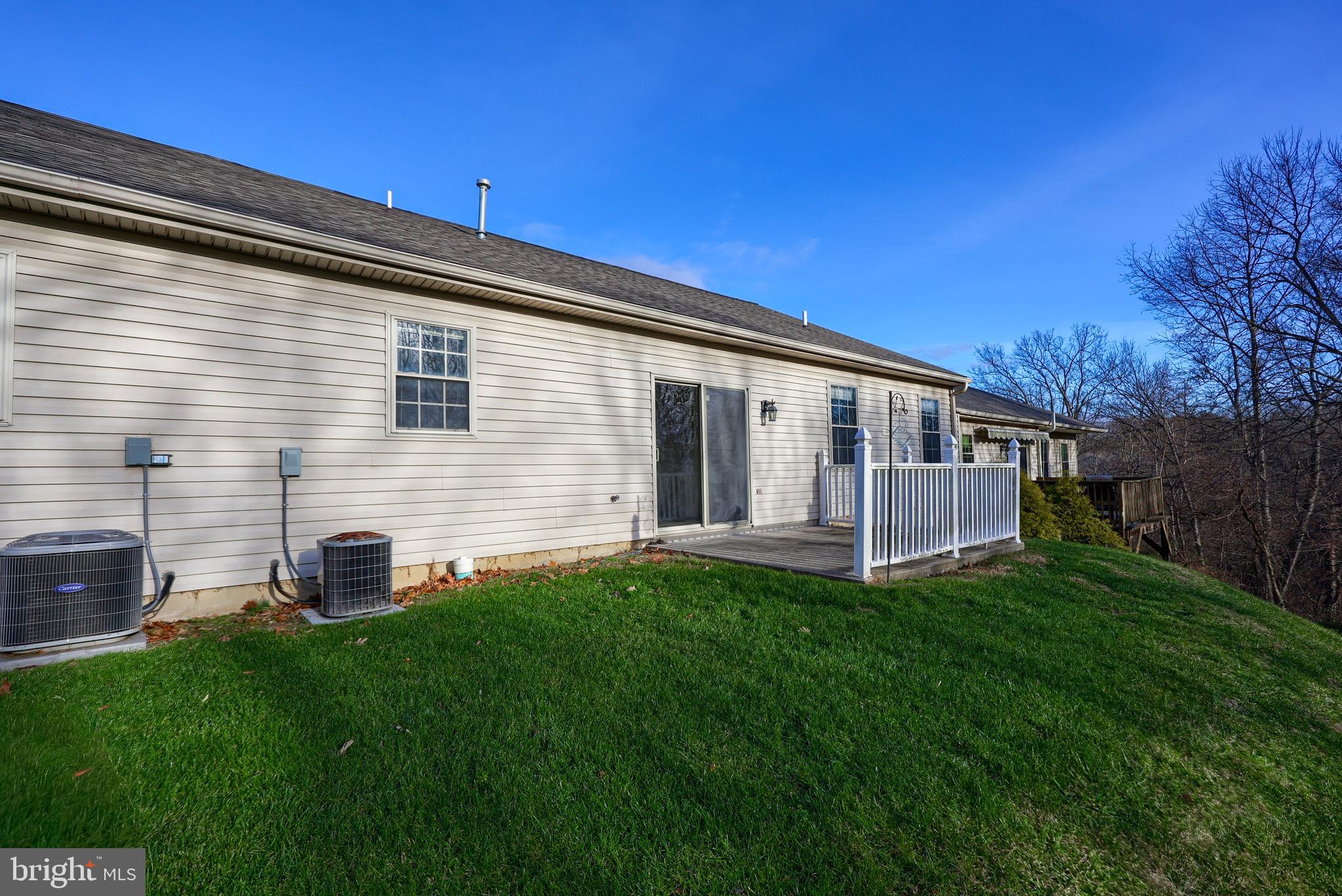 MEADOWVIEW VILLAGE - Residential