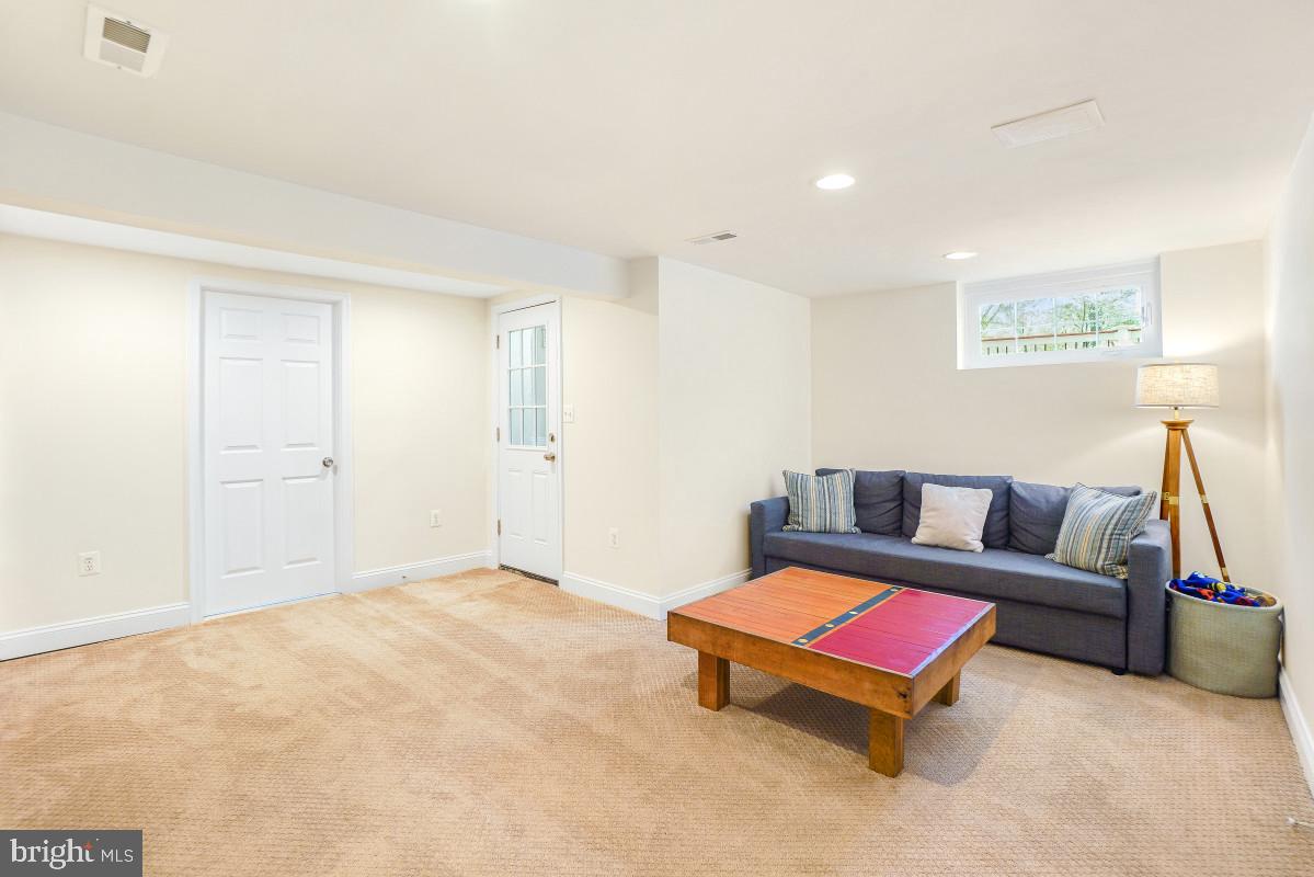 TAKOMA PARK - Residential