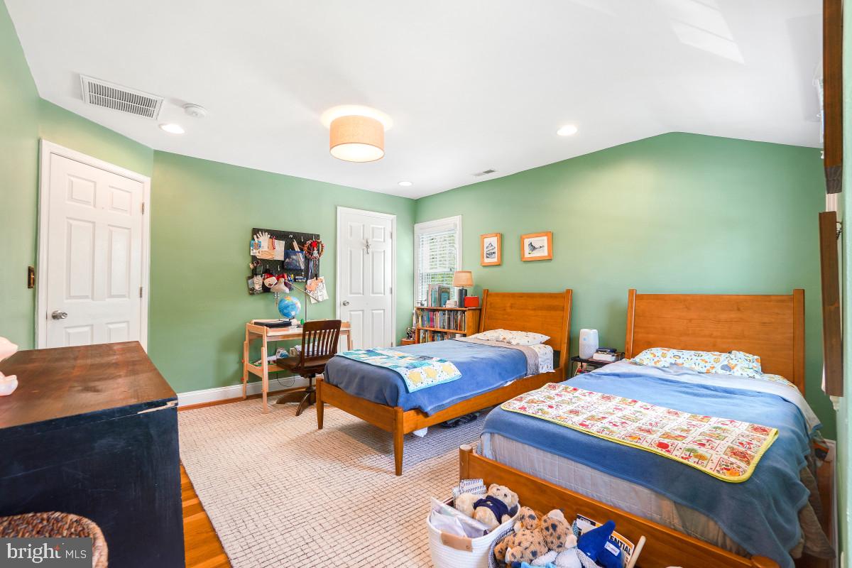 TAKOMA PARK - Residential