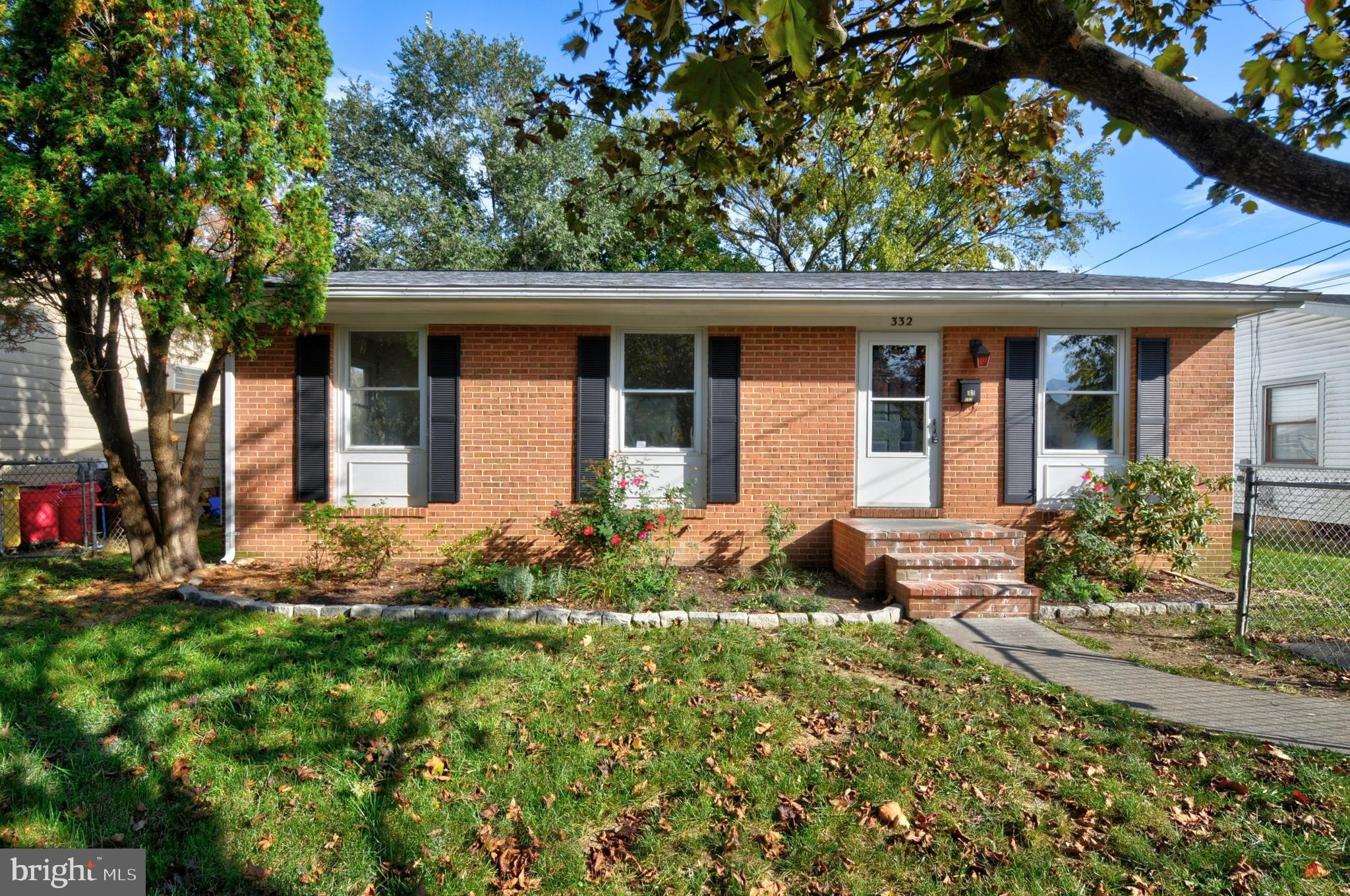 FOREST HILLS - Residential