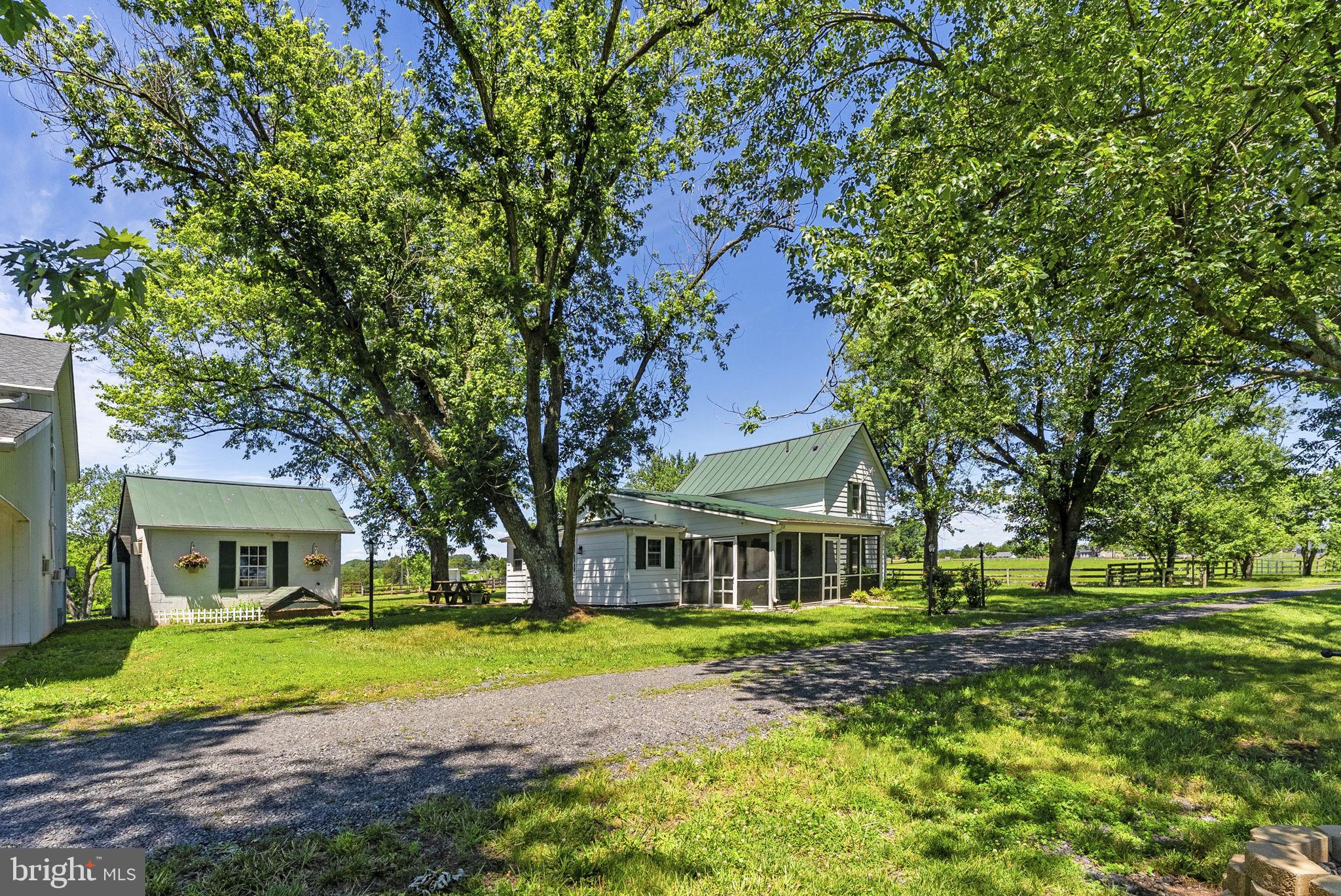 18030 Bel Pre Rd, Culpeper, VA, 22701, USA, 3 Bedrooms Bedrooms, ,2 BathroomsBathrooms,Residential,Active,18030 Bel Pre Rd,VACU2014104