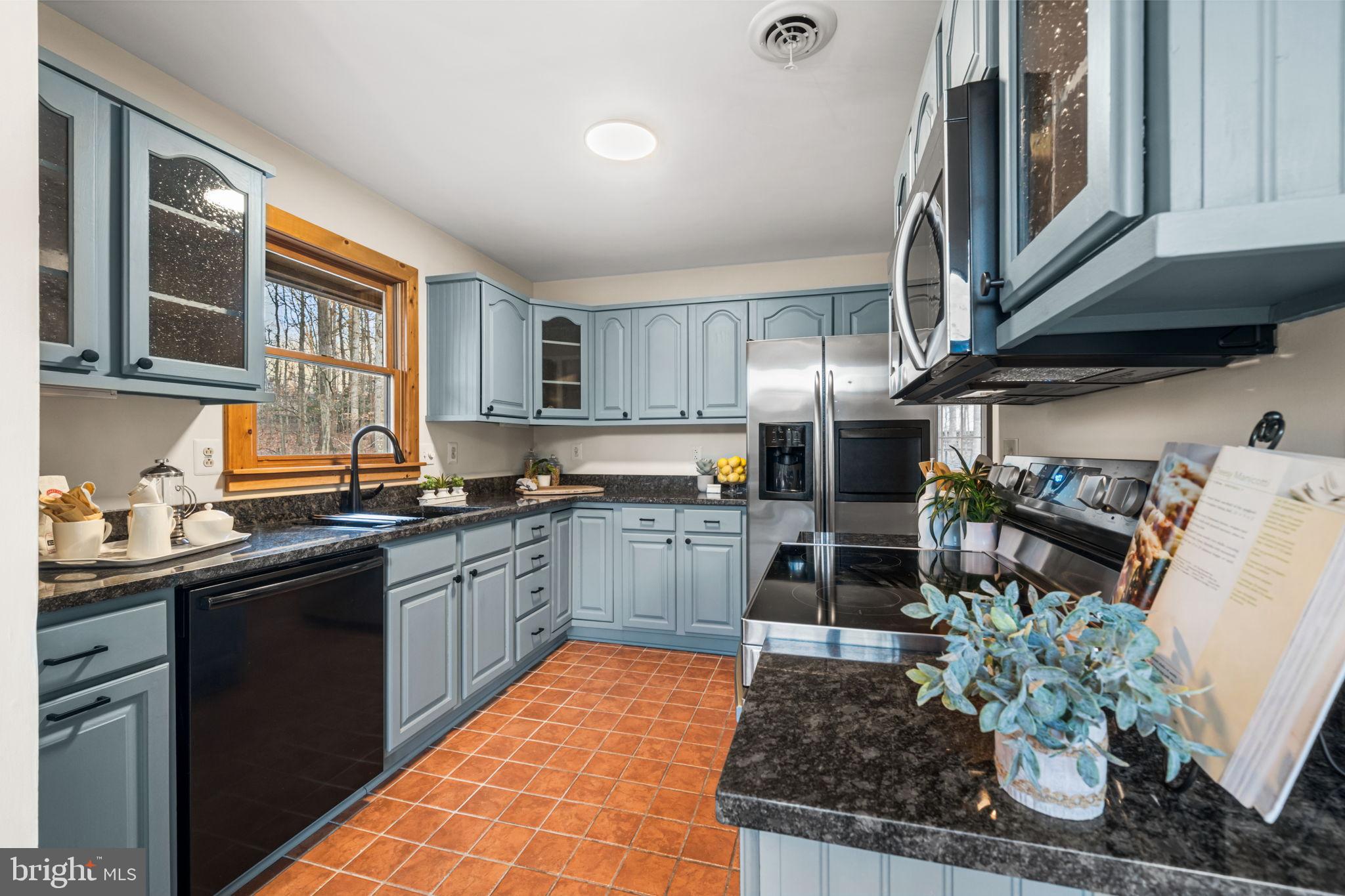 WATERFALL VILLAGE - Residential