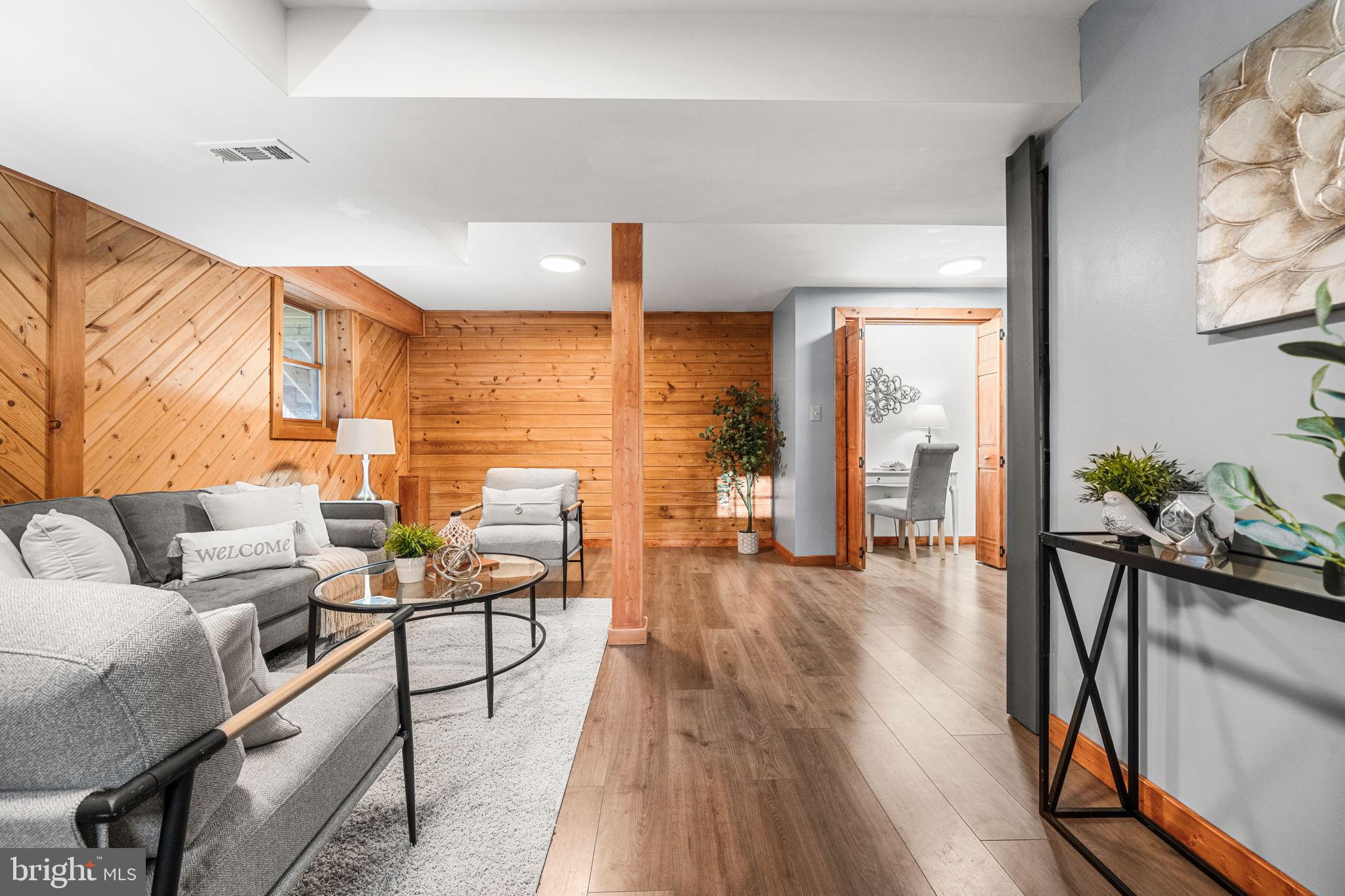 WATERFALL VILLAGE - Residential