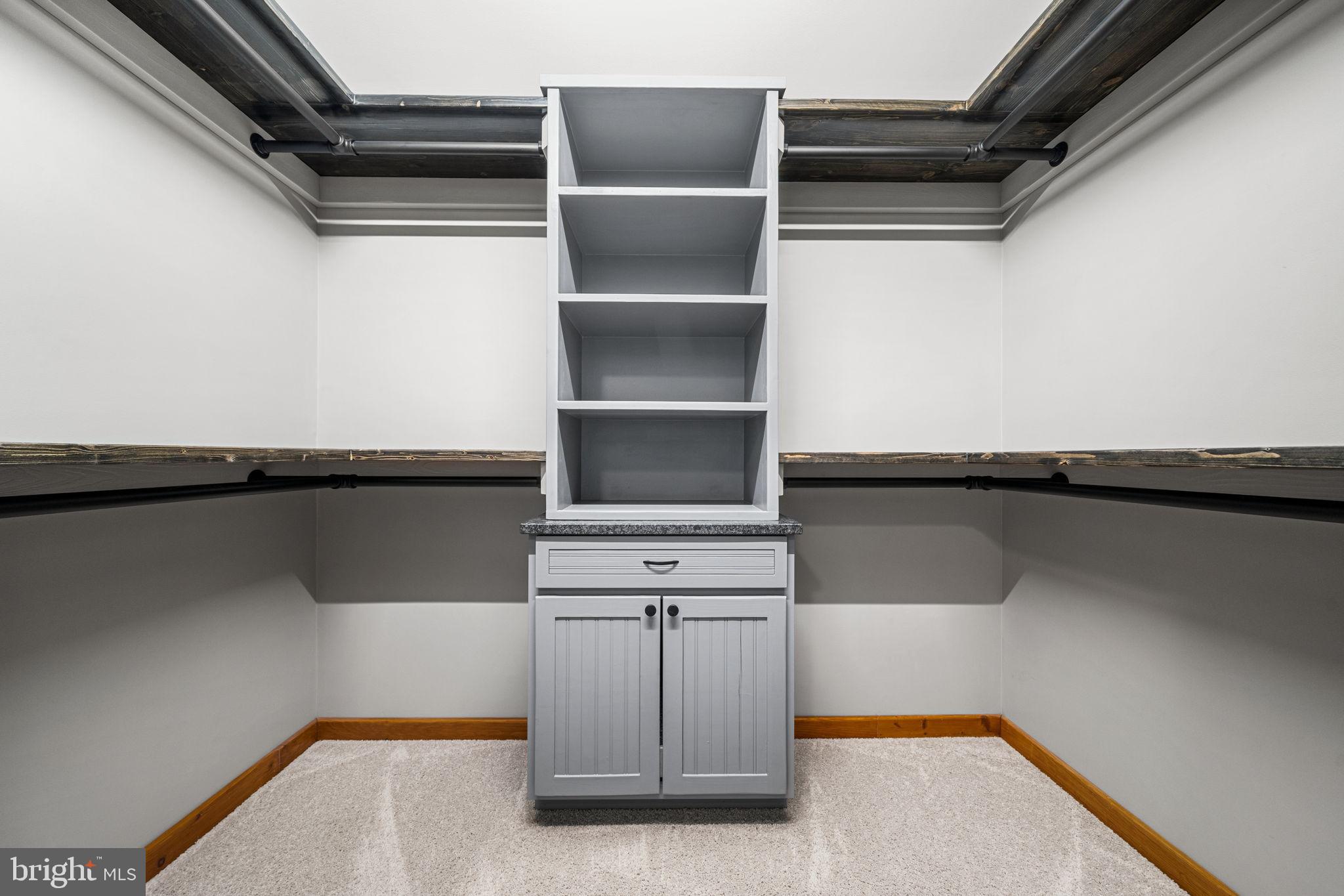 WATERFALL VILLAGE - Residential