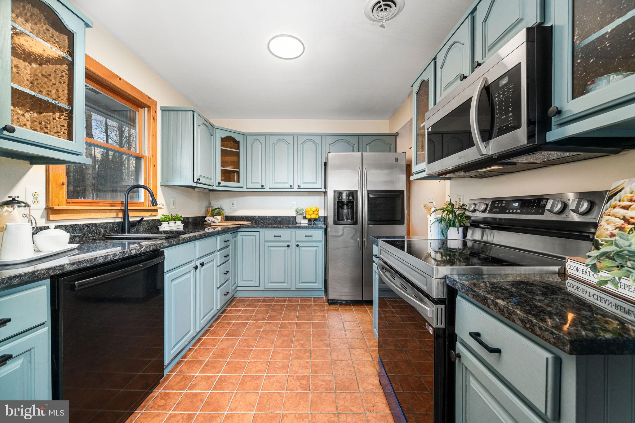 WATERFALL VILLAGE - Residential