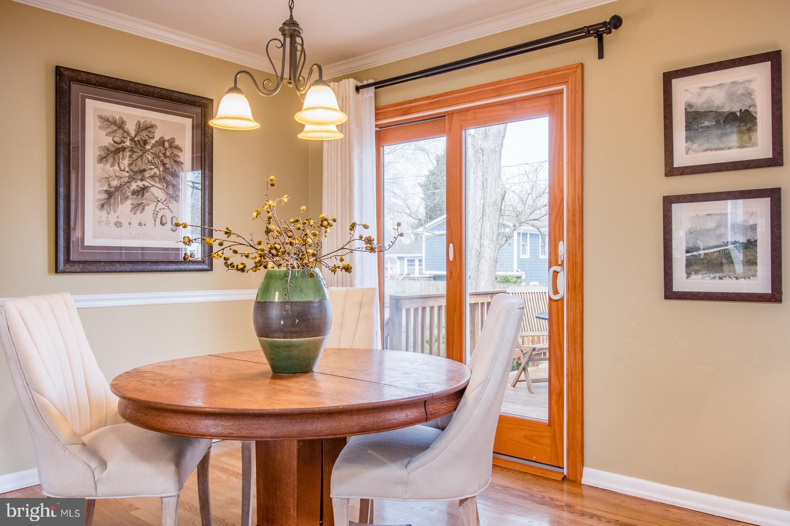 WILLIAMSBURG MANOR NORTH - Residential