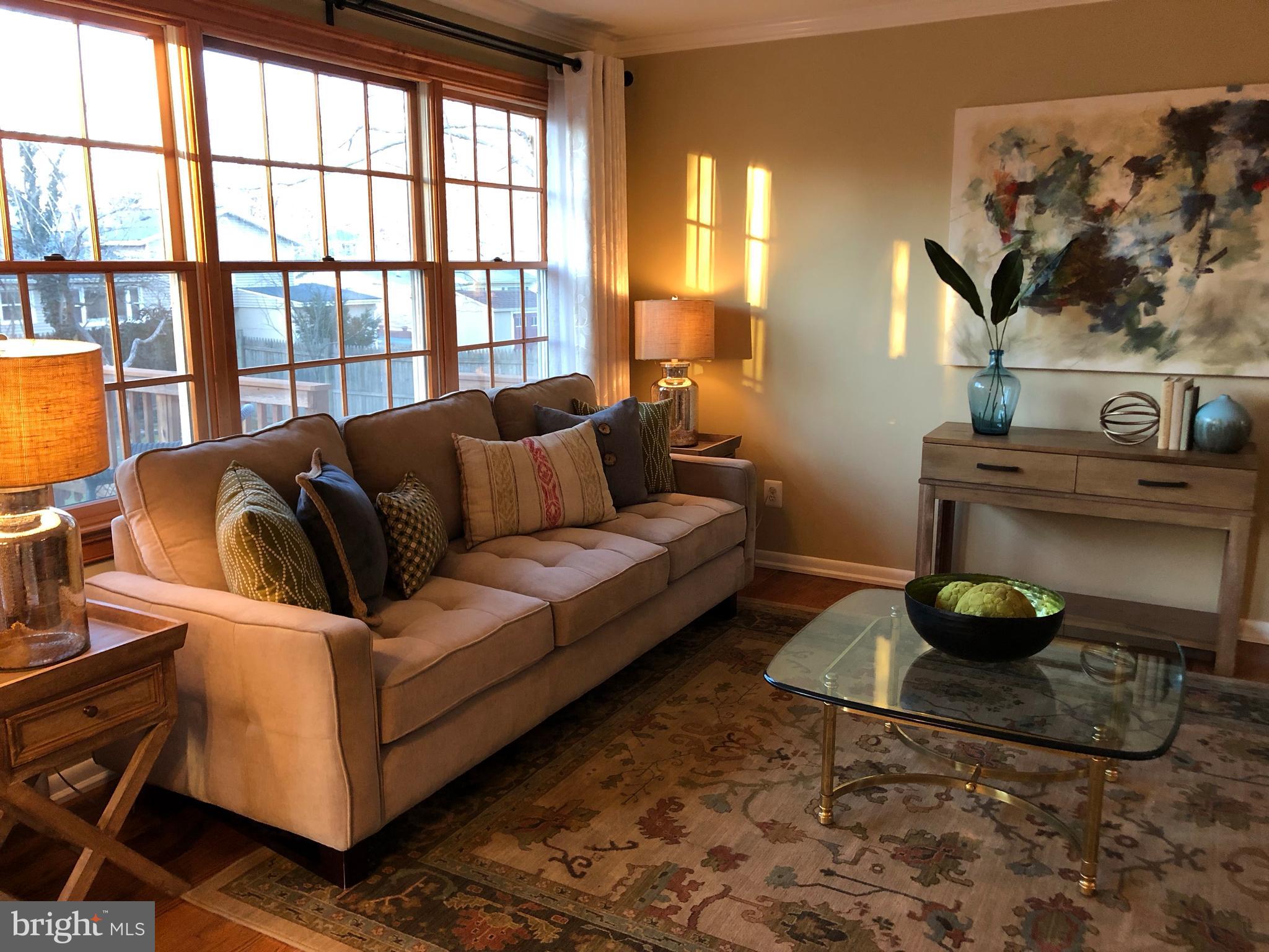 WILLIAMSBURG MANOR NORTH - Residential