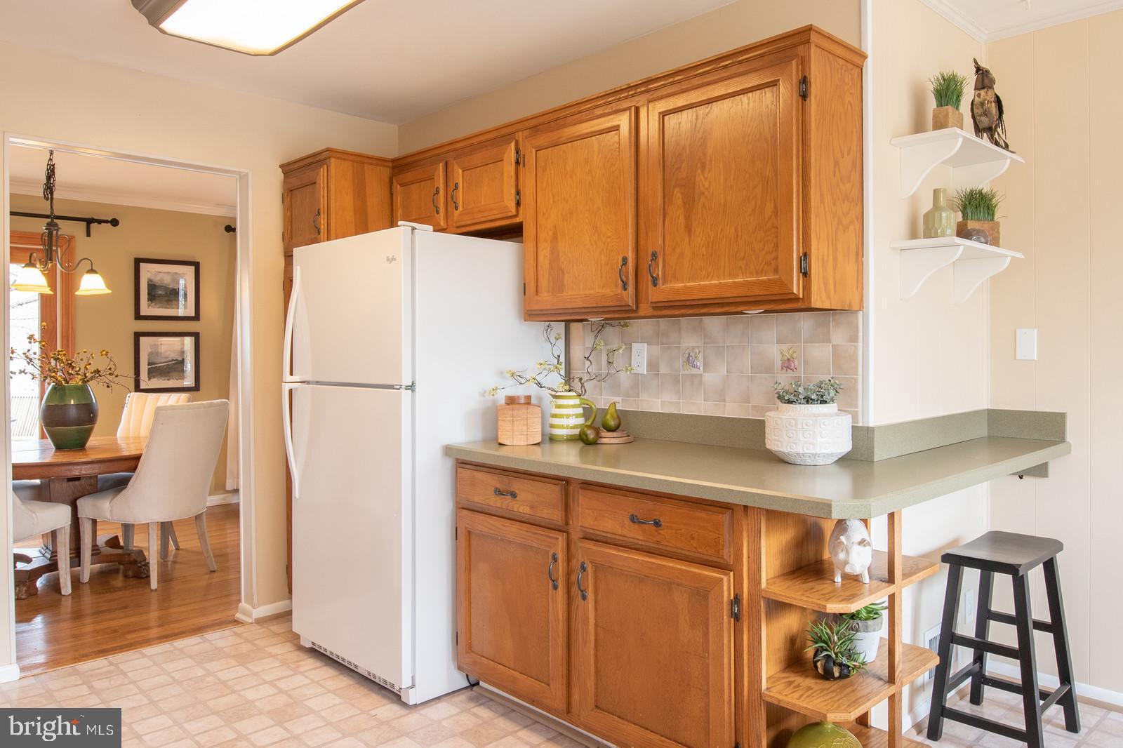 WILLIAMSBURG MANOR NORTH - Residential