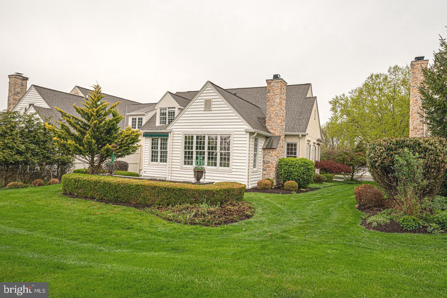 APPLEBROOK - Residential