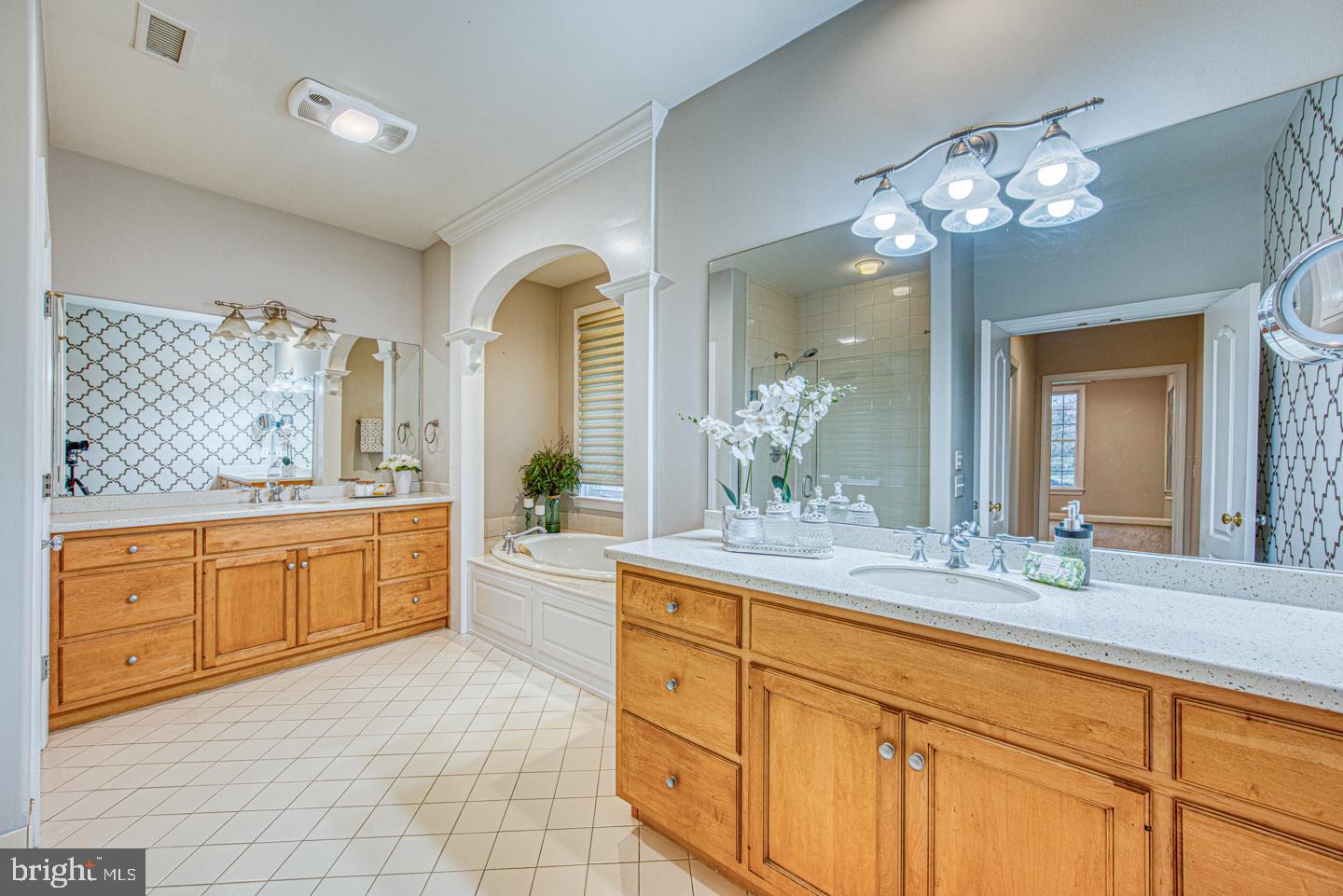 APPLEBROOK - Residential