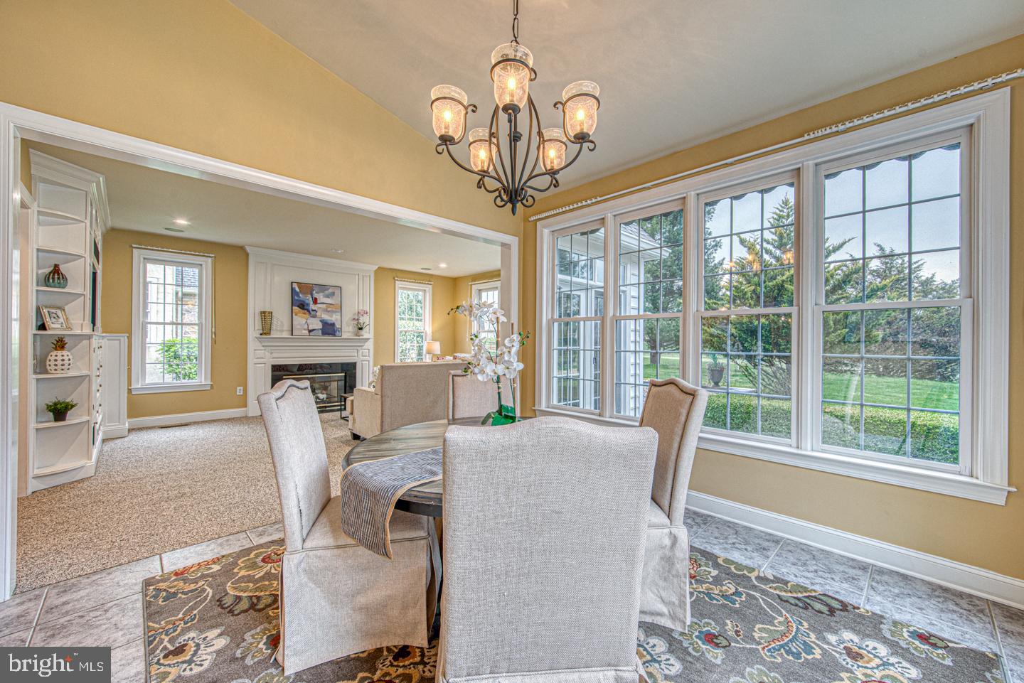 APPLEBROOK - Residential