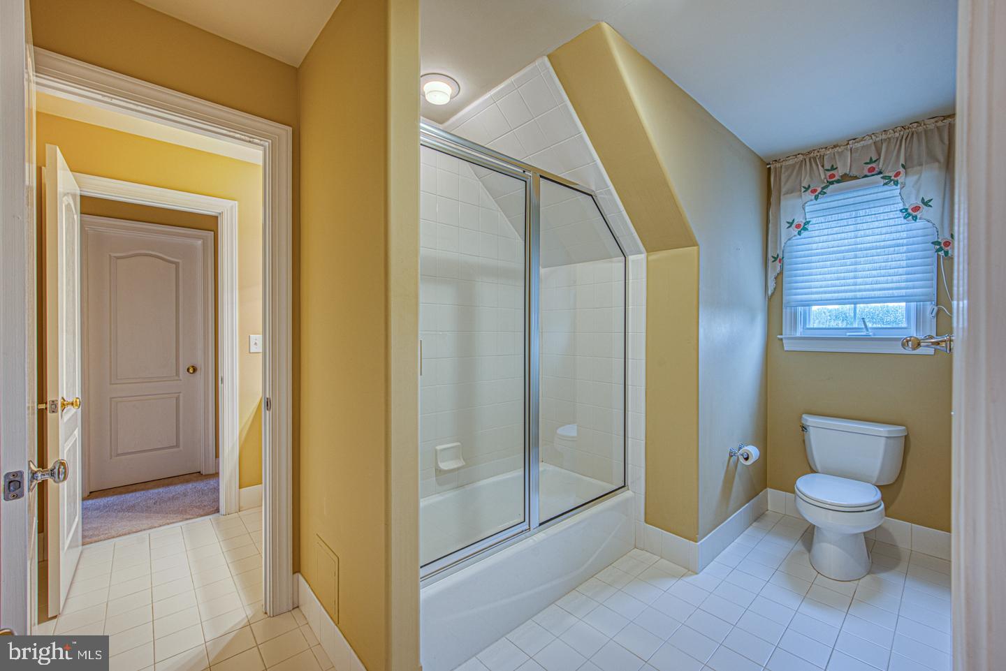 APPLEBROOK - Residential