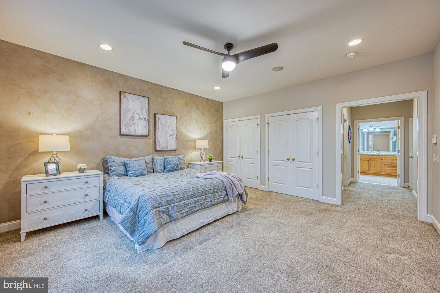 APPLEBROOK - Residential