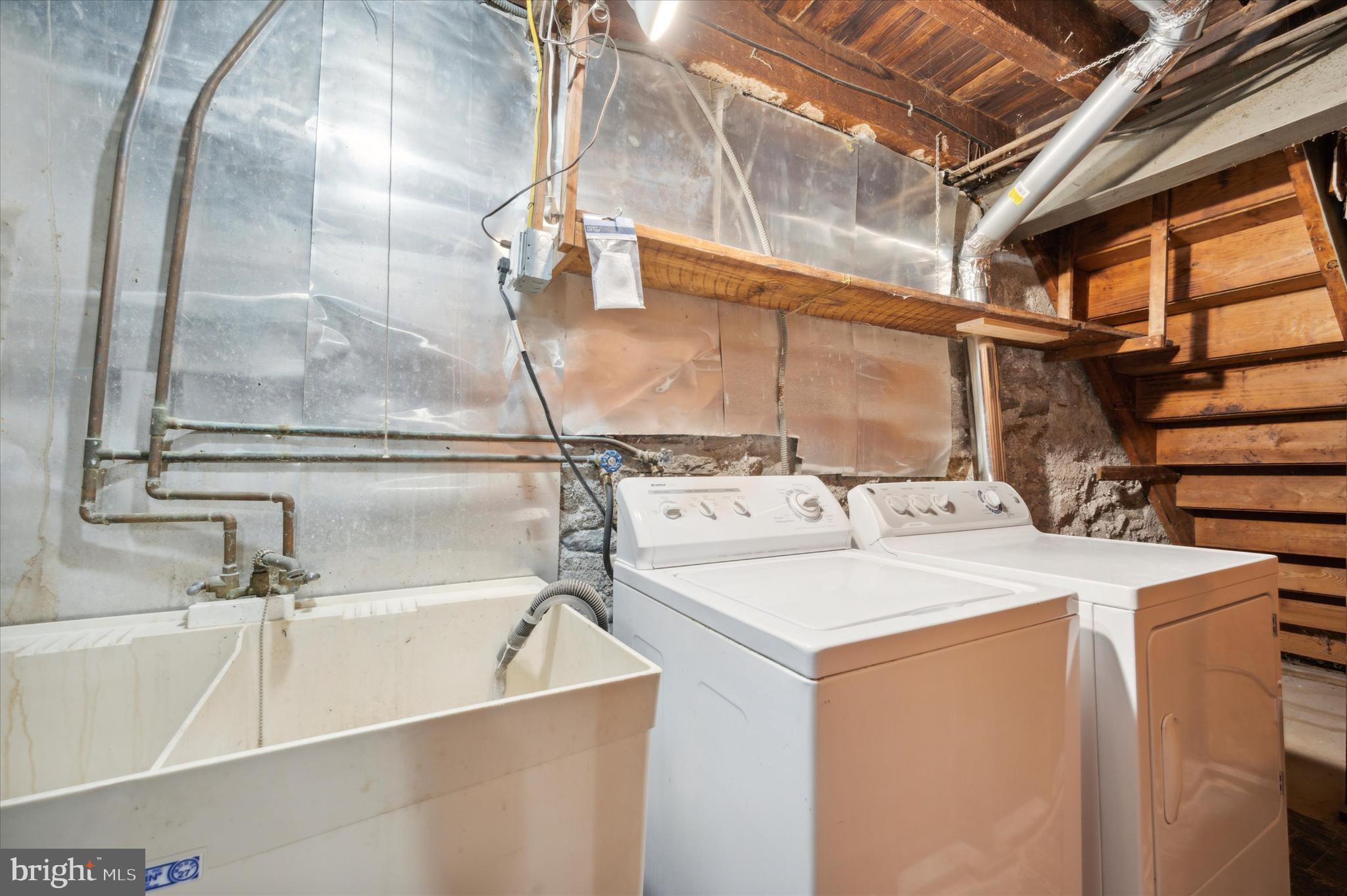 PENN WYNNE - Residential Lease