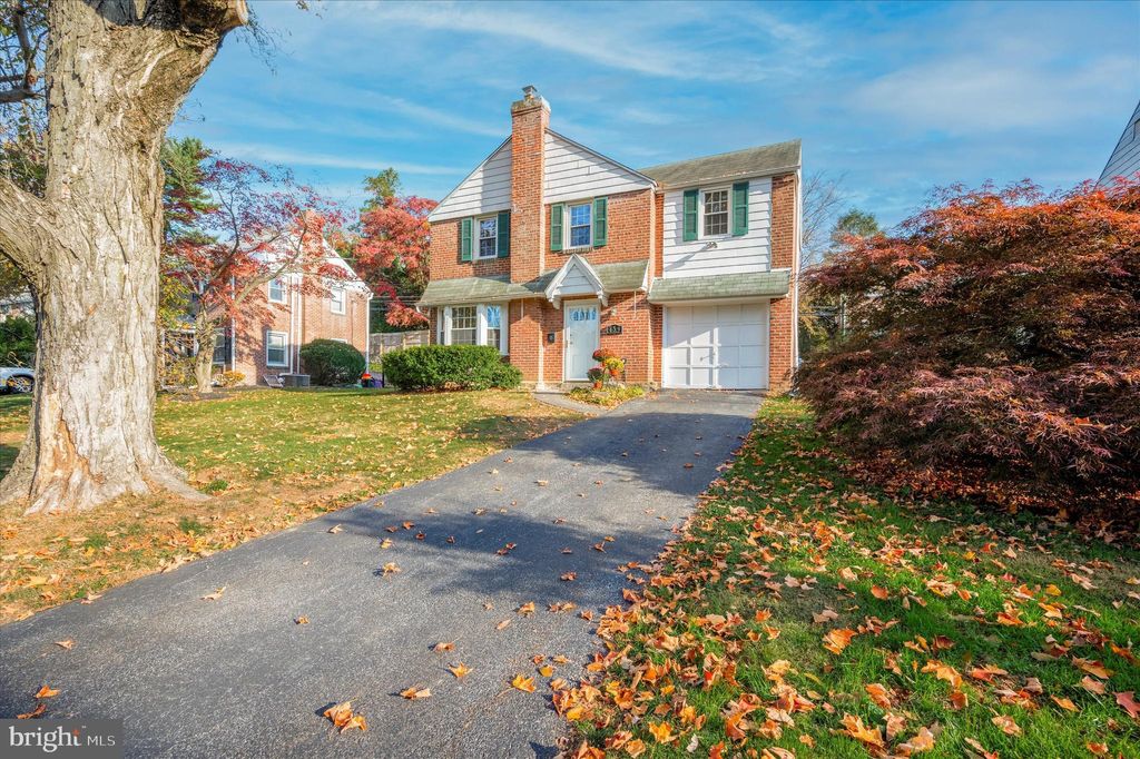 Photo of 459 Rock Glen Drive, WYNNEWOOD, PA 19096 (MLS # PAMC2162772)