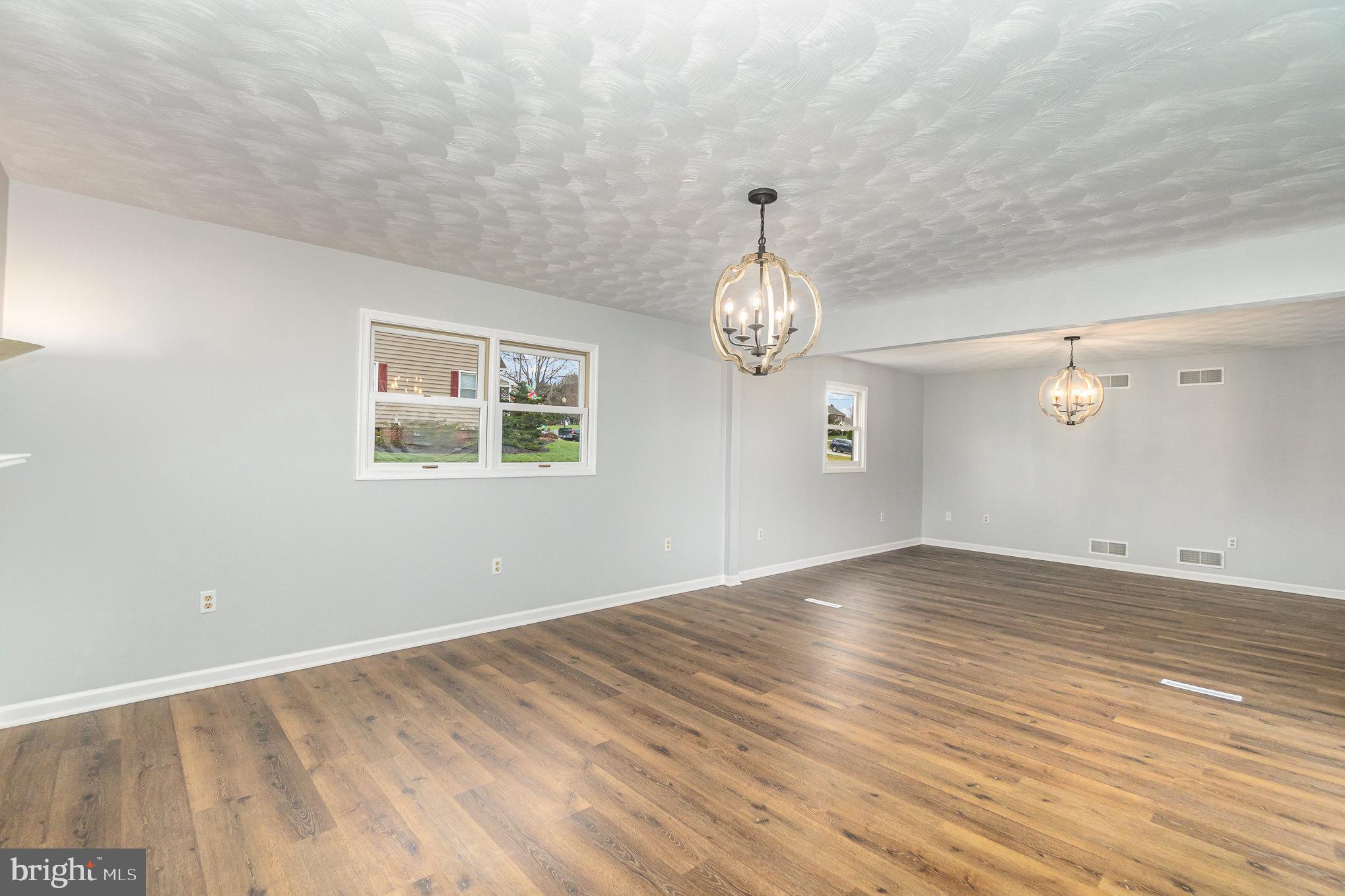 BRIDLEWOOD FARMS - Residential