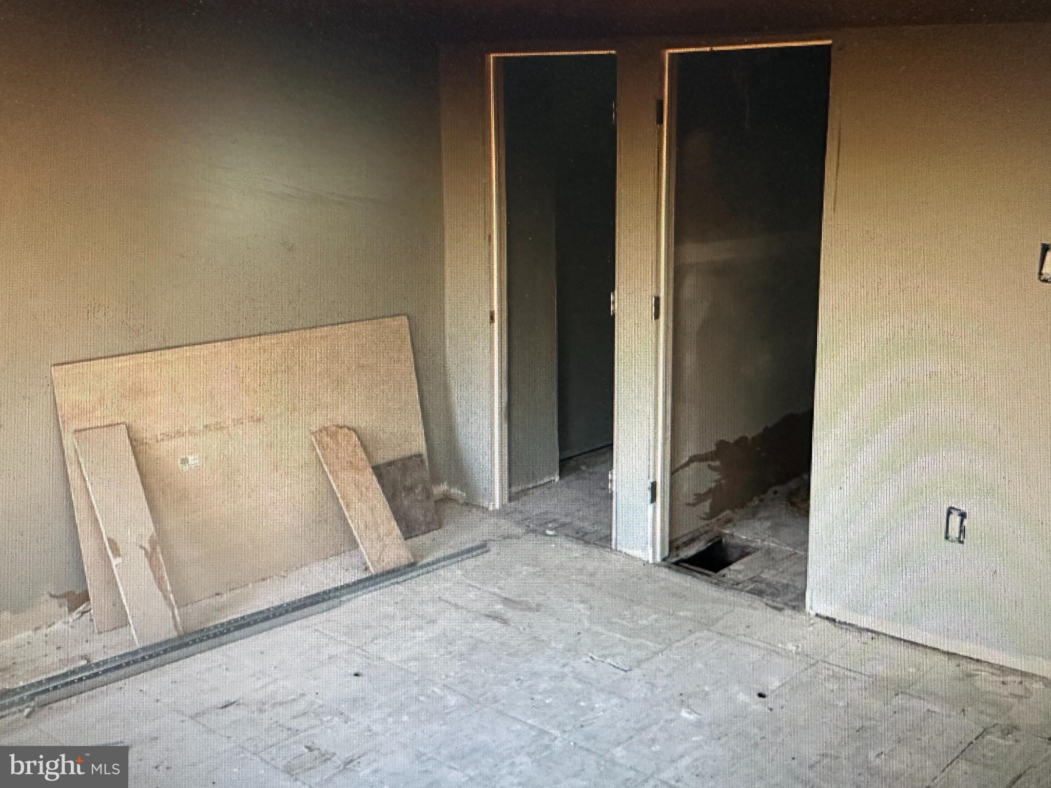 PHILADELPHIA (SOUTH) - Residential