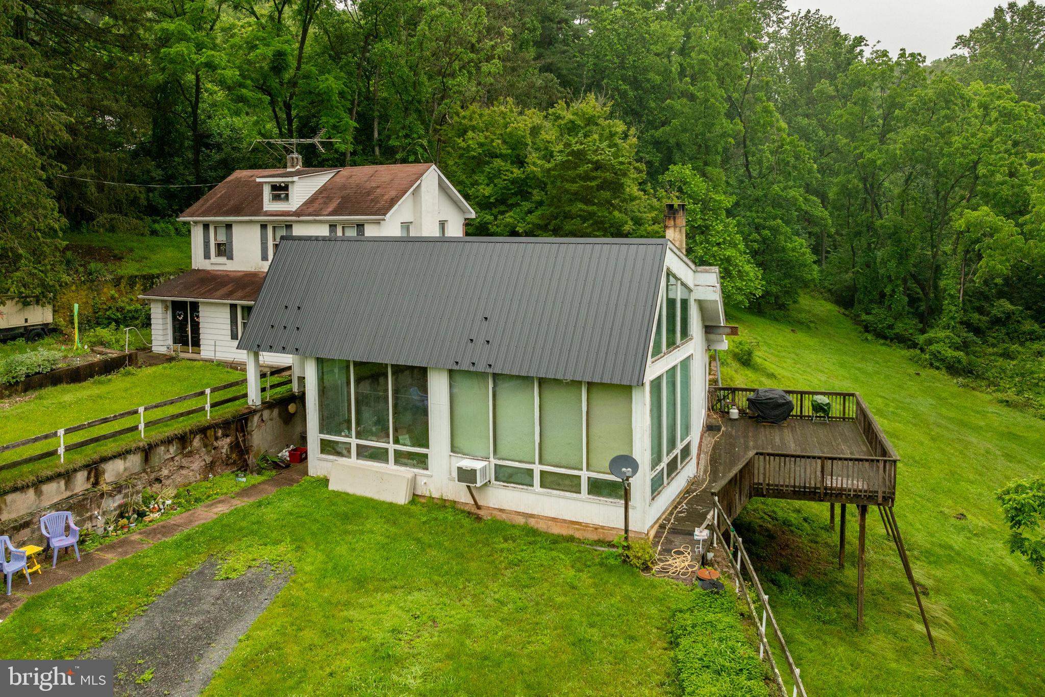 124 TAKACS LANE