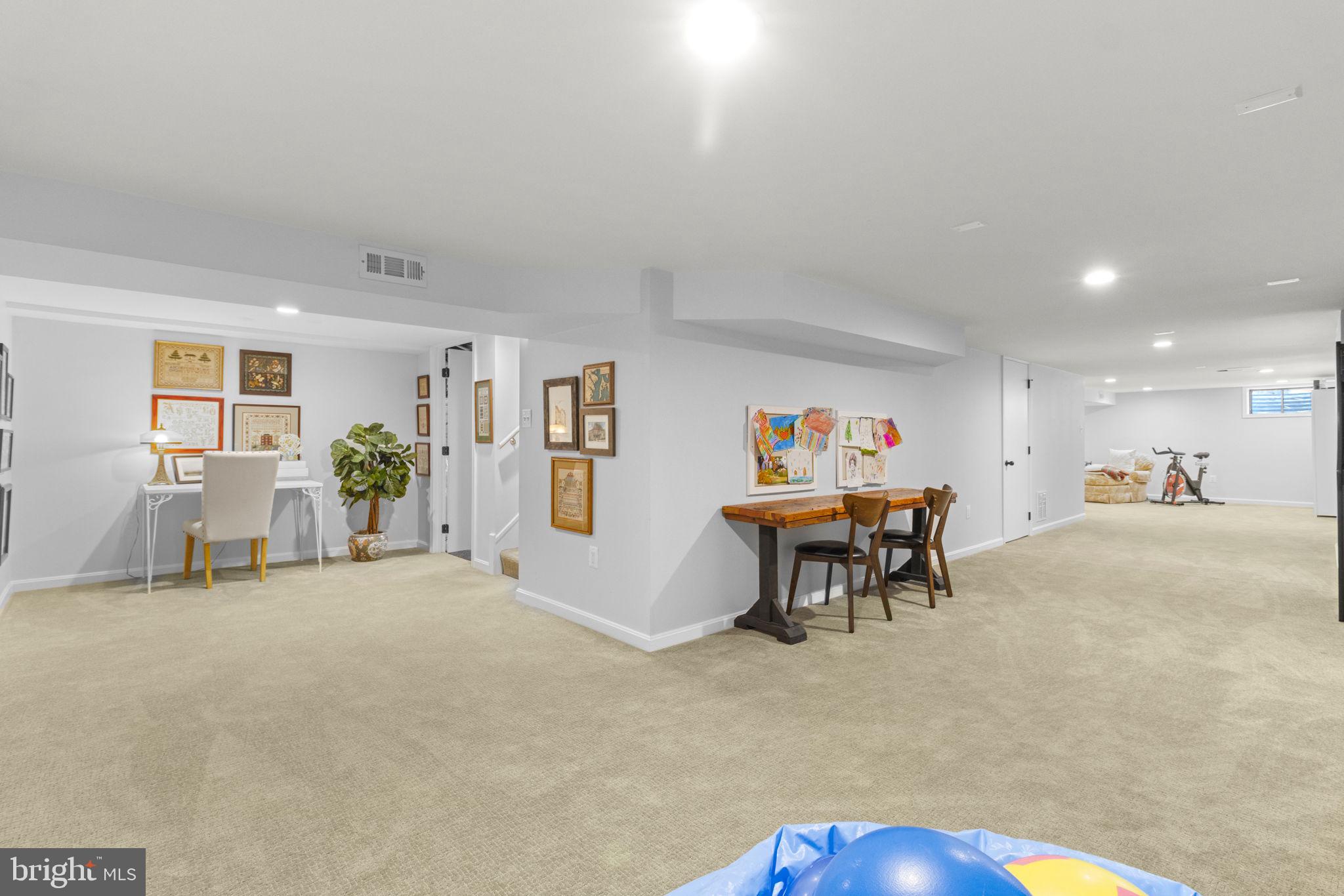 PENDENNIS MOUNT - Residential