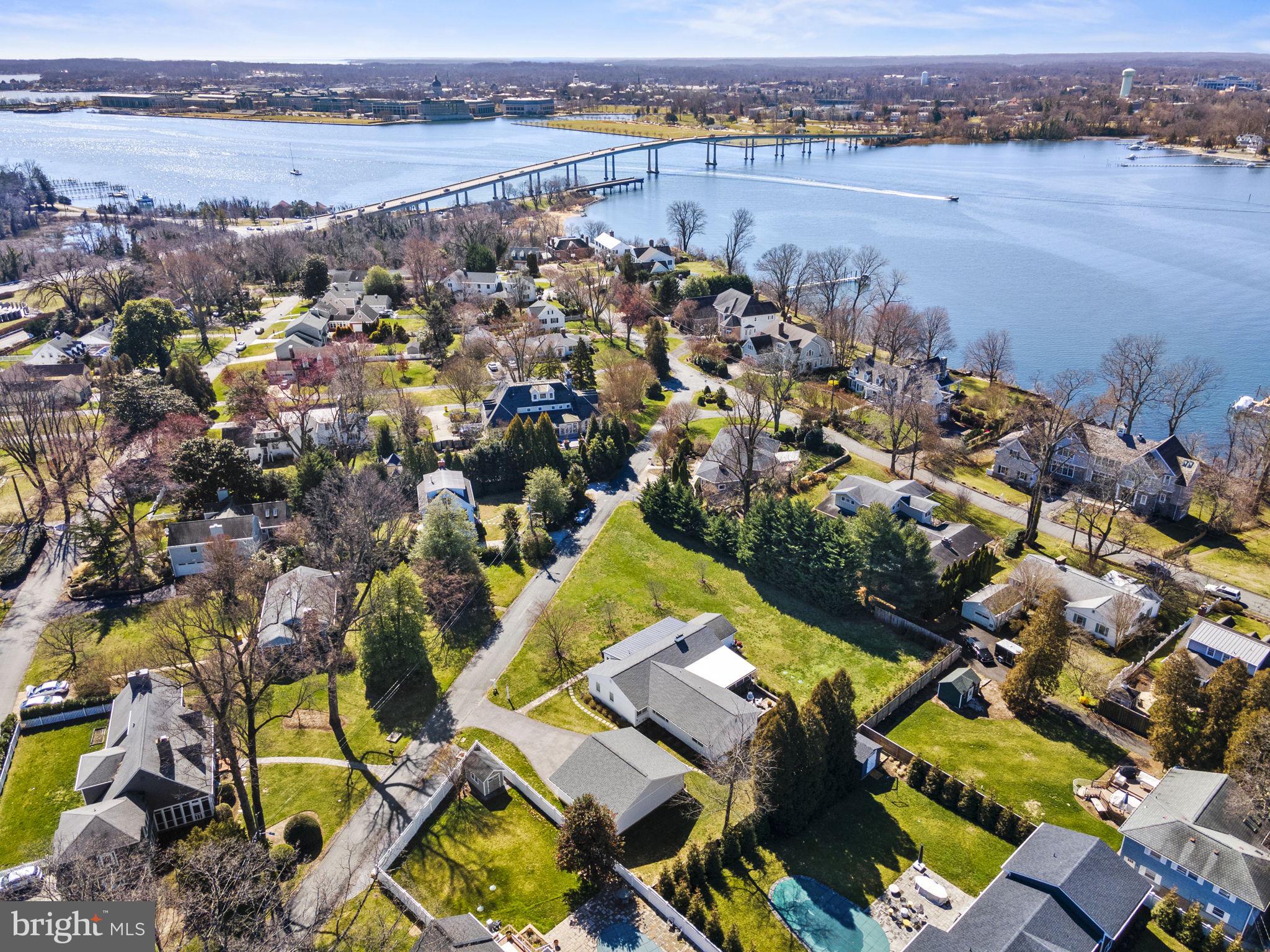 PENDENNIS MOUNT - Residential