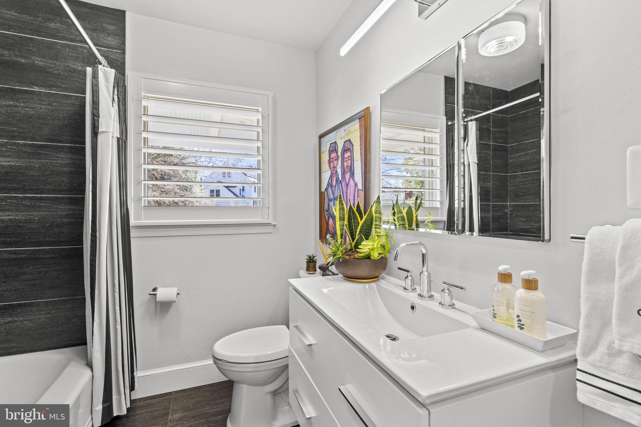 PENDENNIS MOUNT - Residential