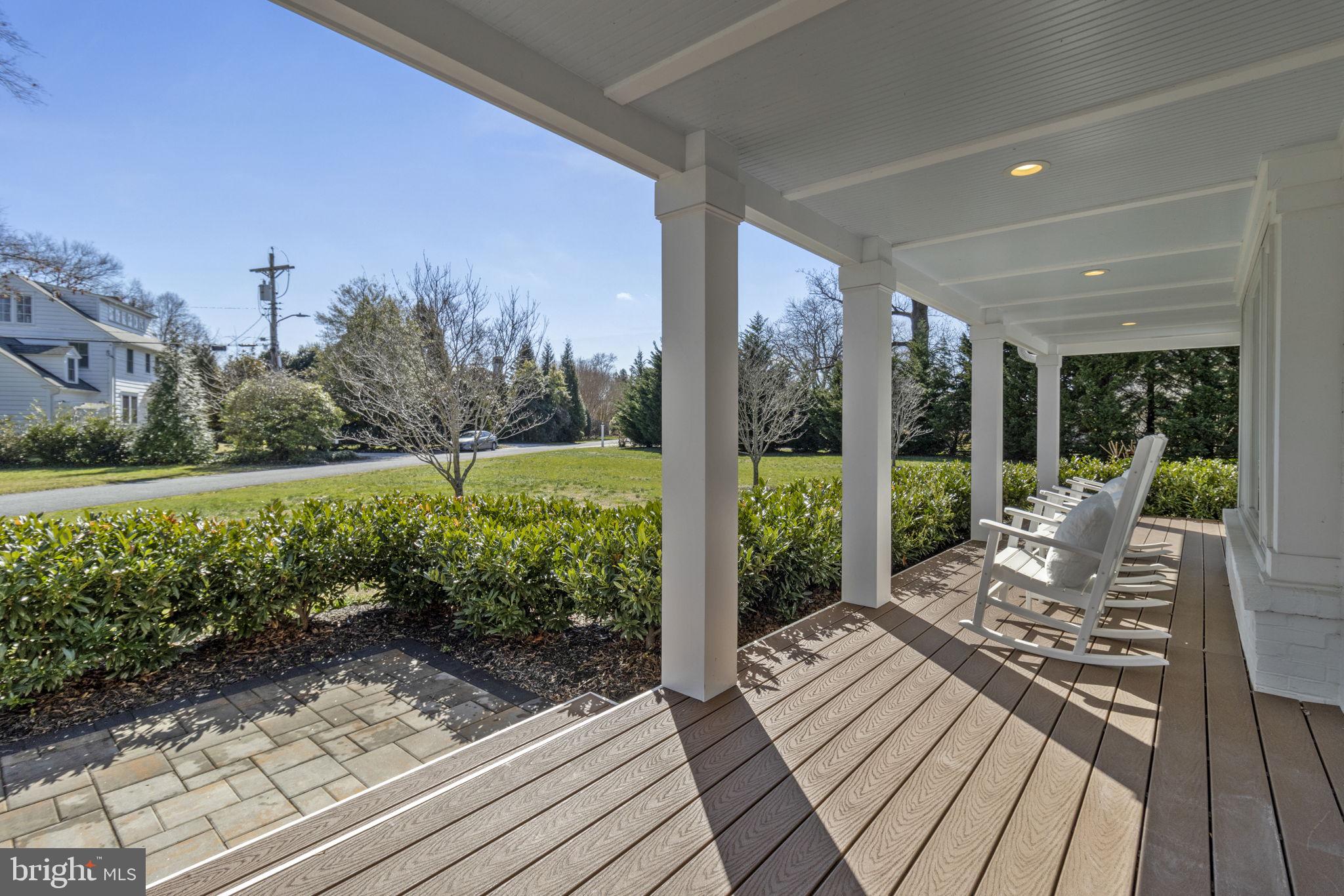 PENDENNIS MOUNT - Residential