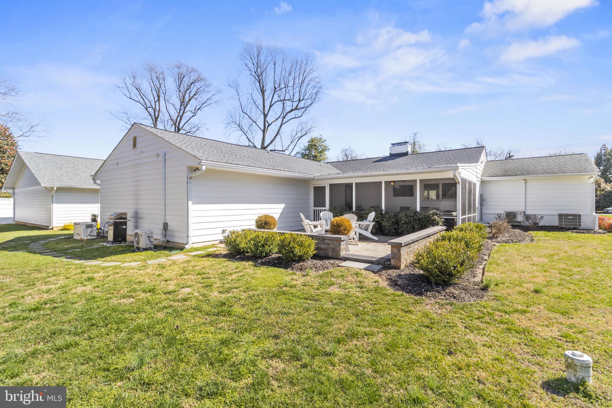 PENDENNIS MOUNT - Residential