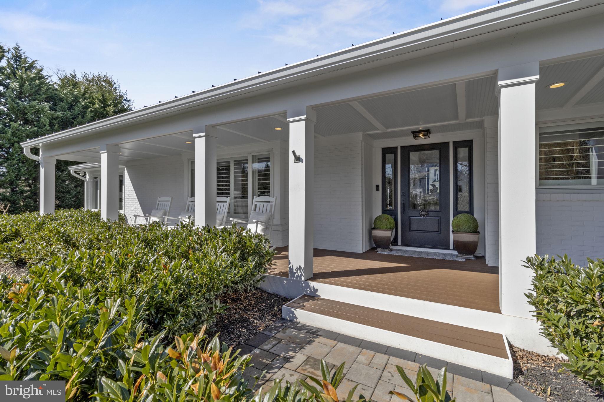 PENDENNIS MOUNT - Residential