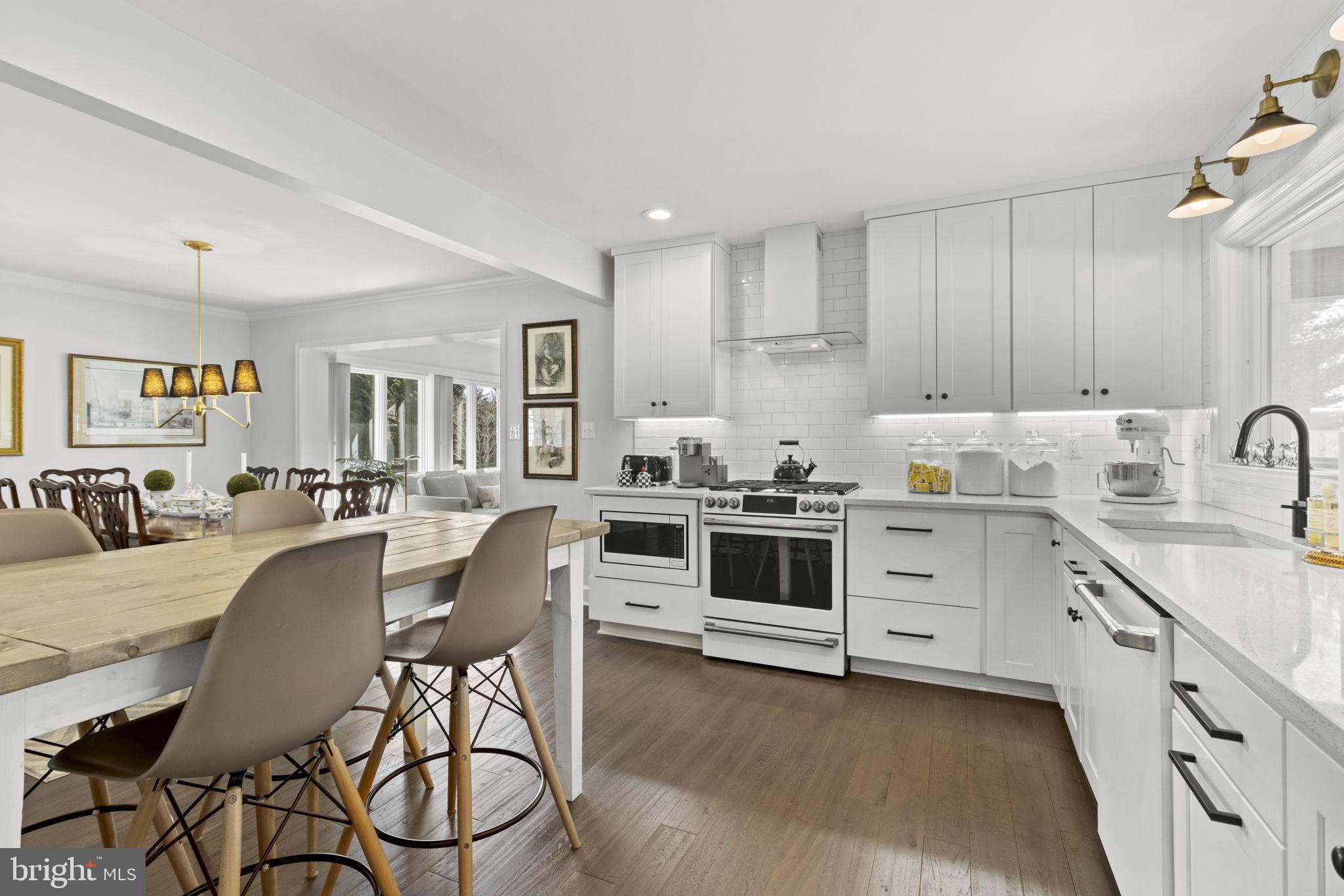 PENDENNIS MOUNT - Residential