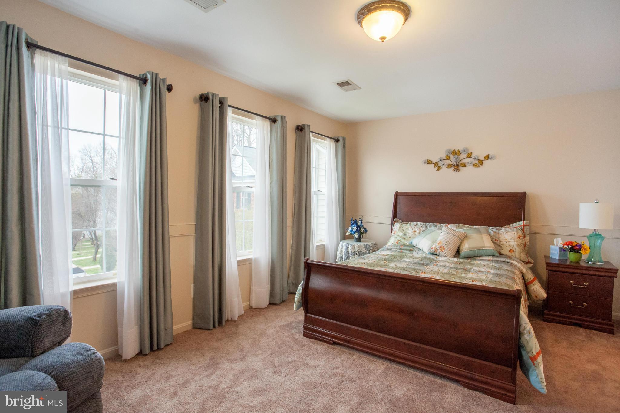 LAKECREST - Residential