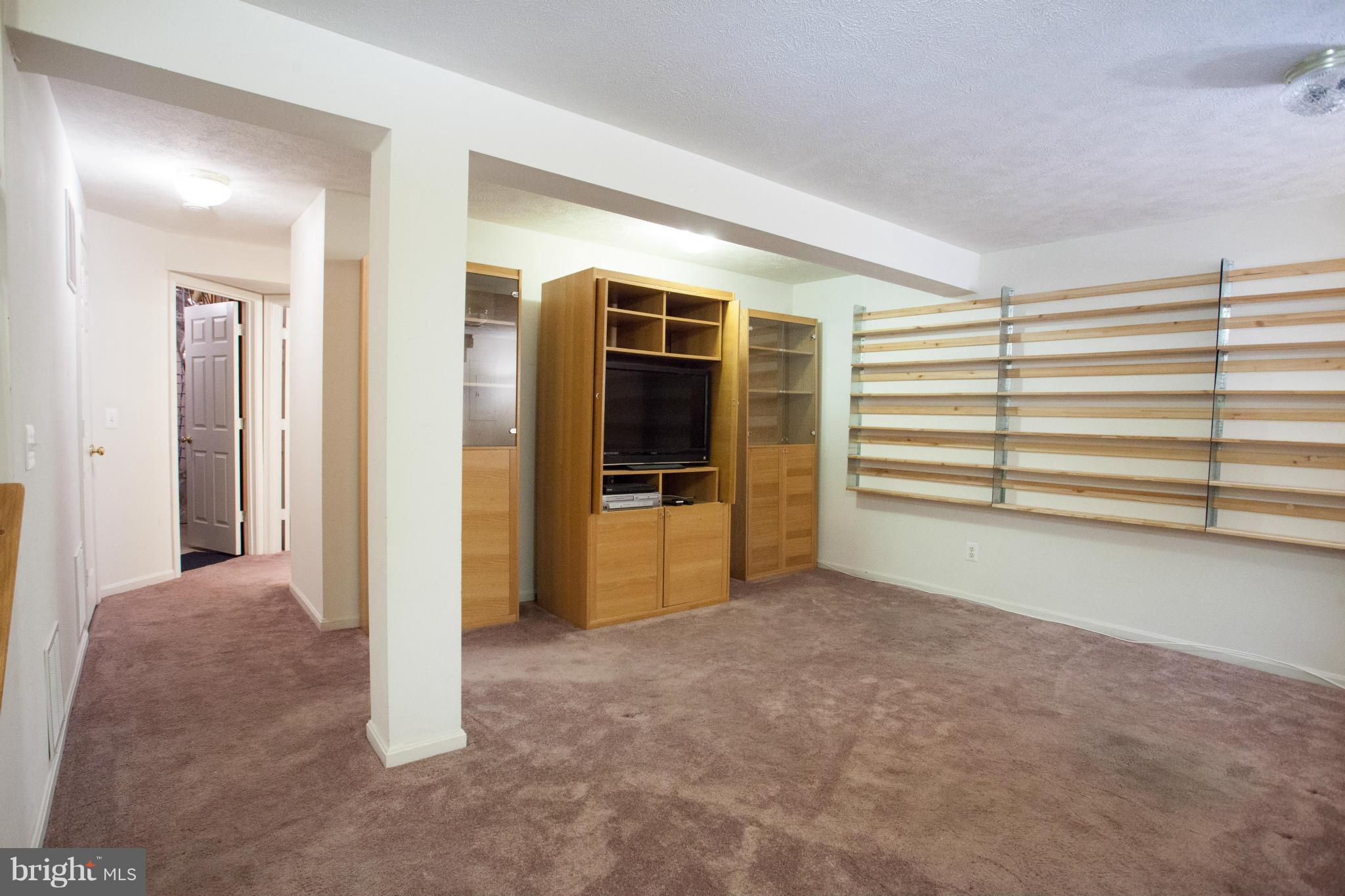 LAKECREST - Residential