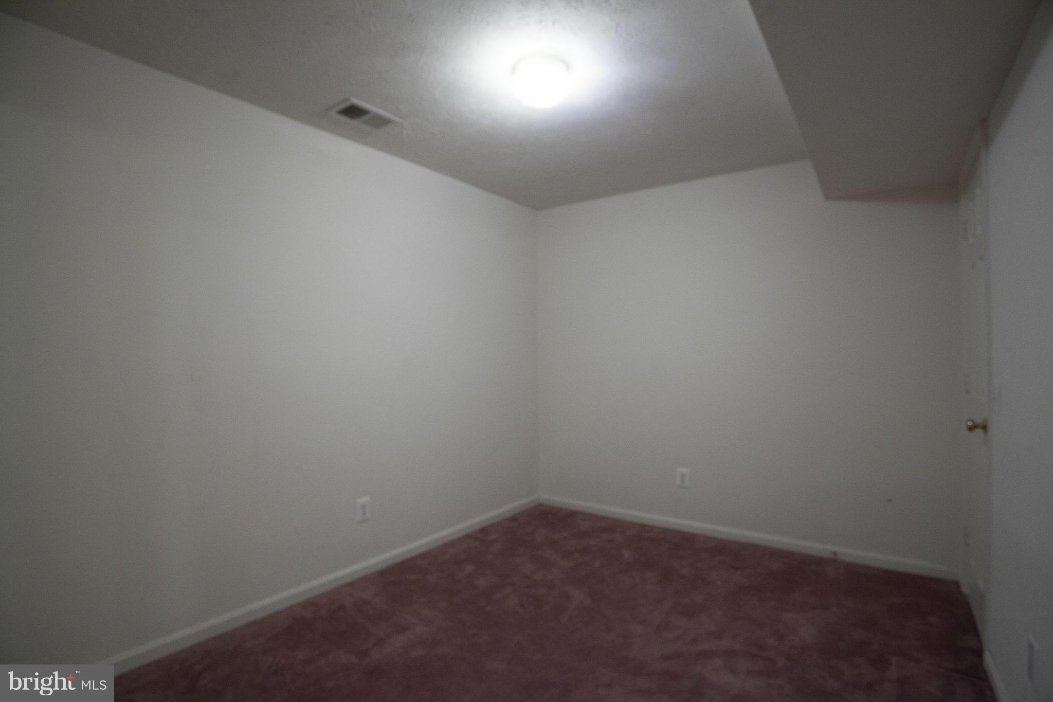 LAKECREST - Residential