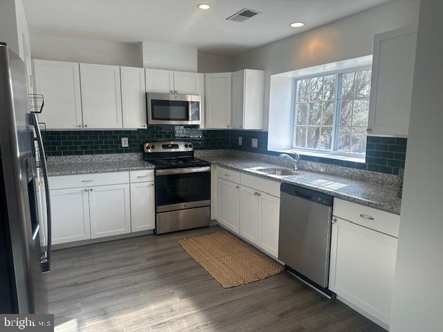 SILVER SPRING STATION - Residential Lease