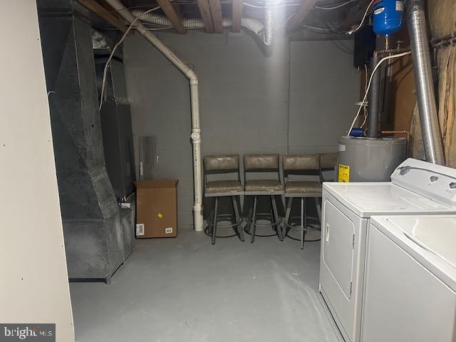 SILVER SPRING STATION - Residential Lease