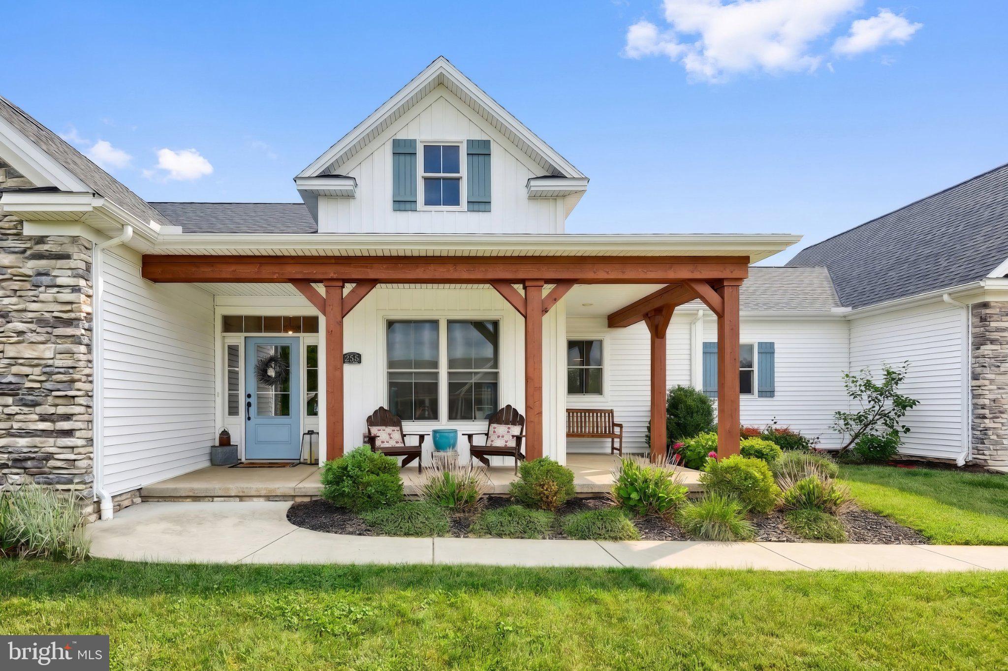 255 ONYX ROAD