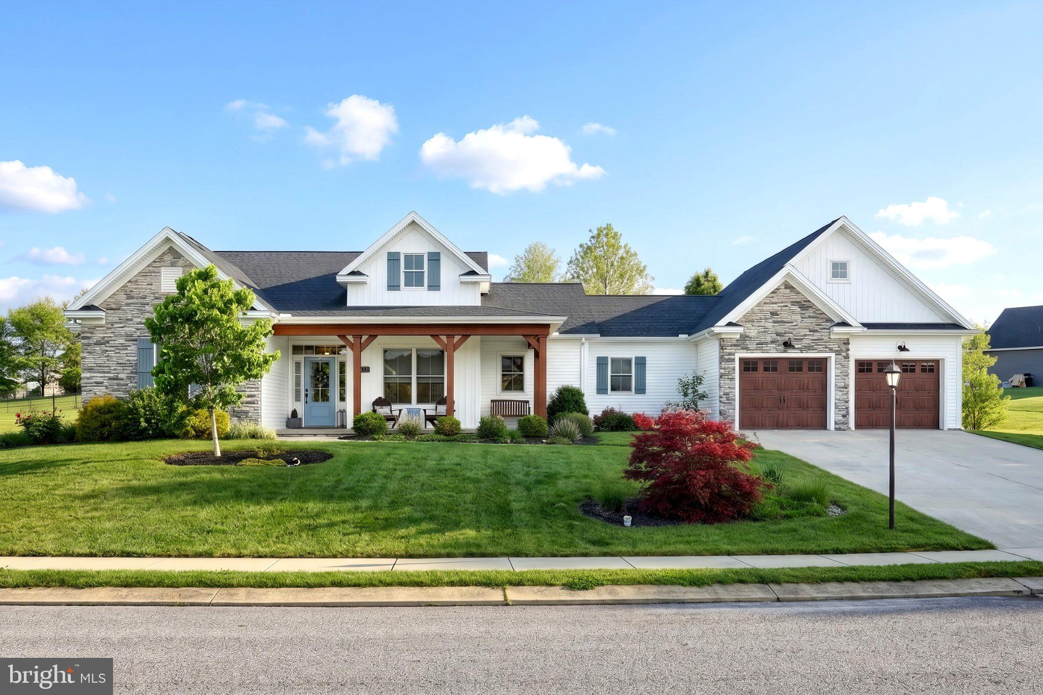 255 ONYX ROAD