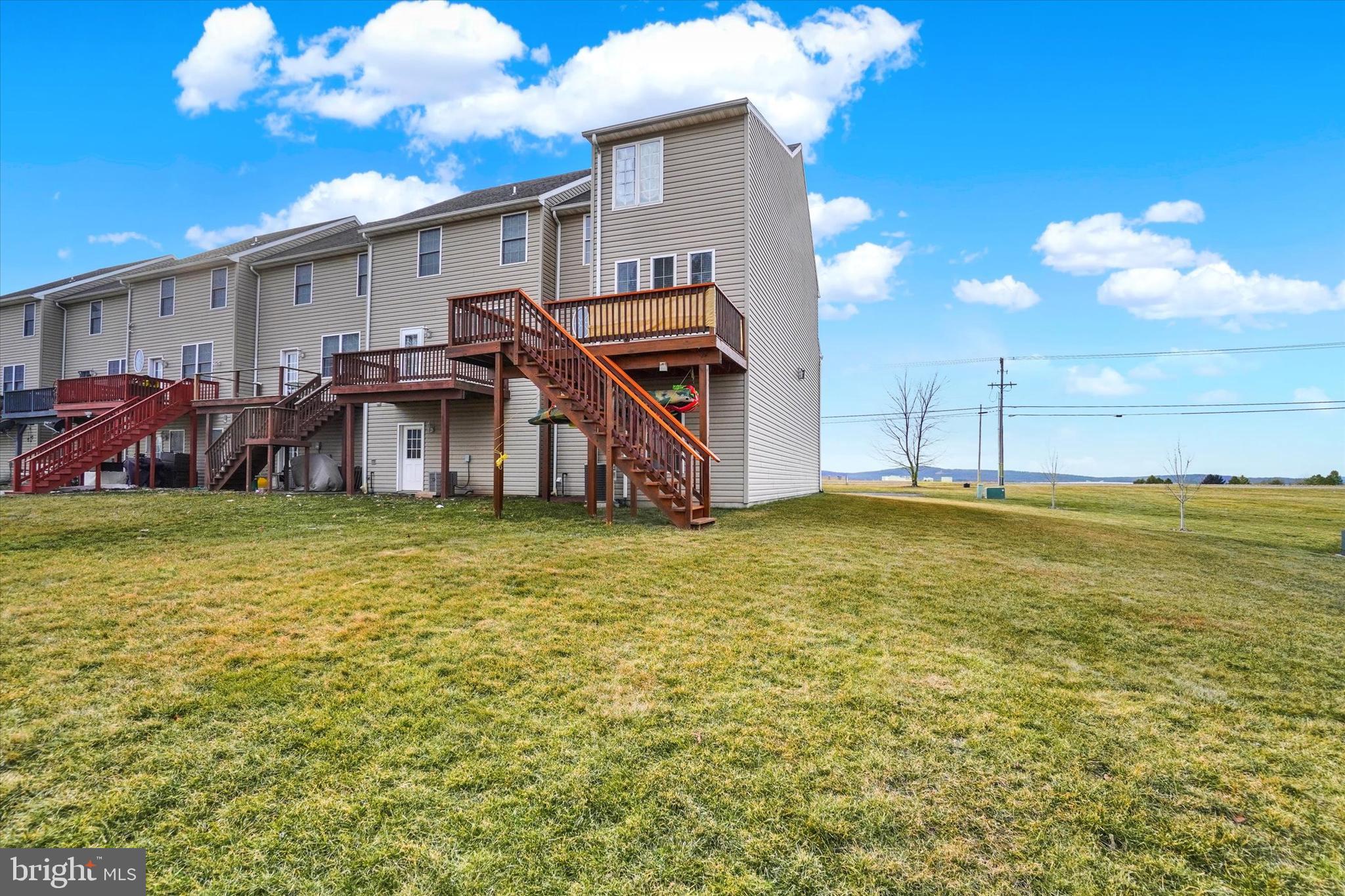 WHEATLYN MANOR - Residential