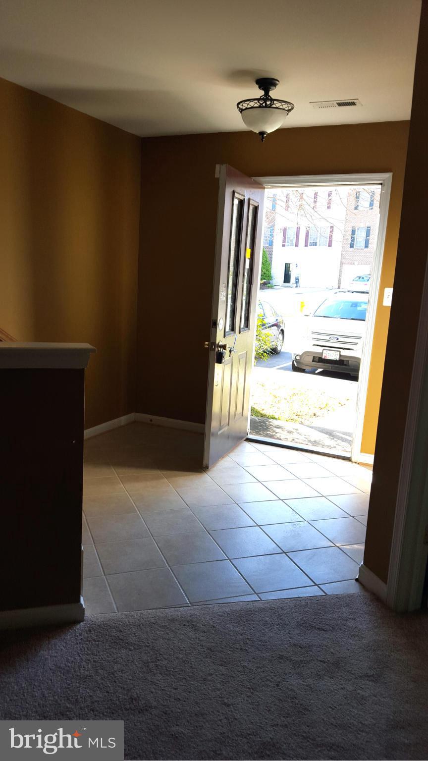 RIVER OAKS - Residential