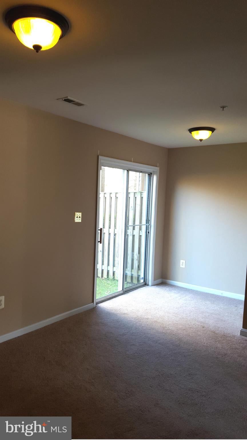 RIVER OAKS - Residential