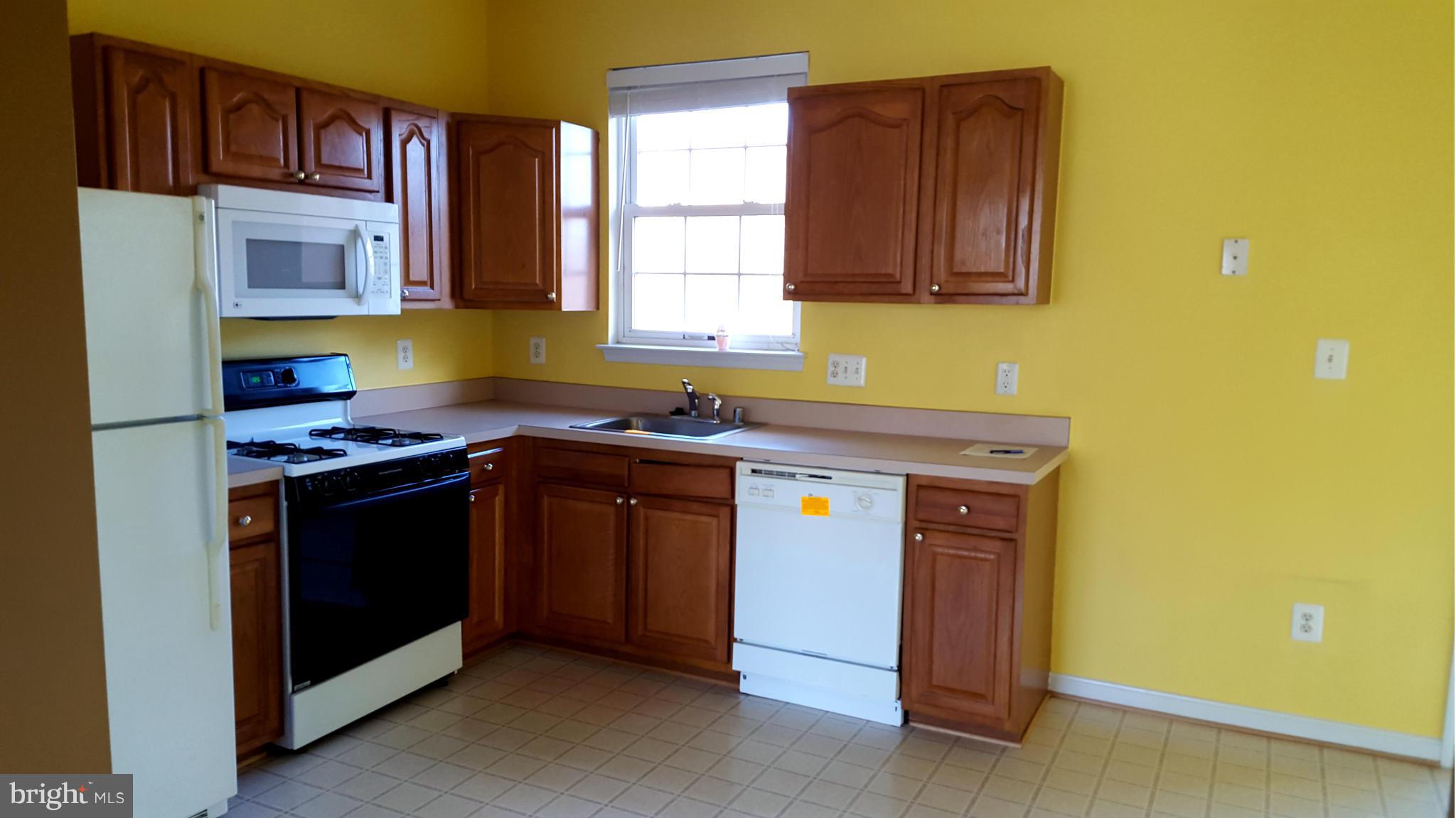 RIVER OAKS - Residential