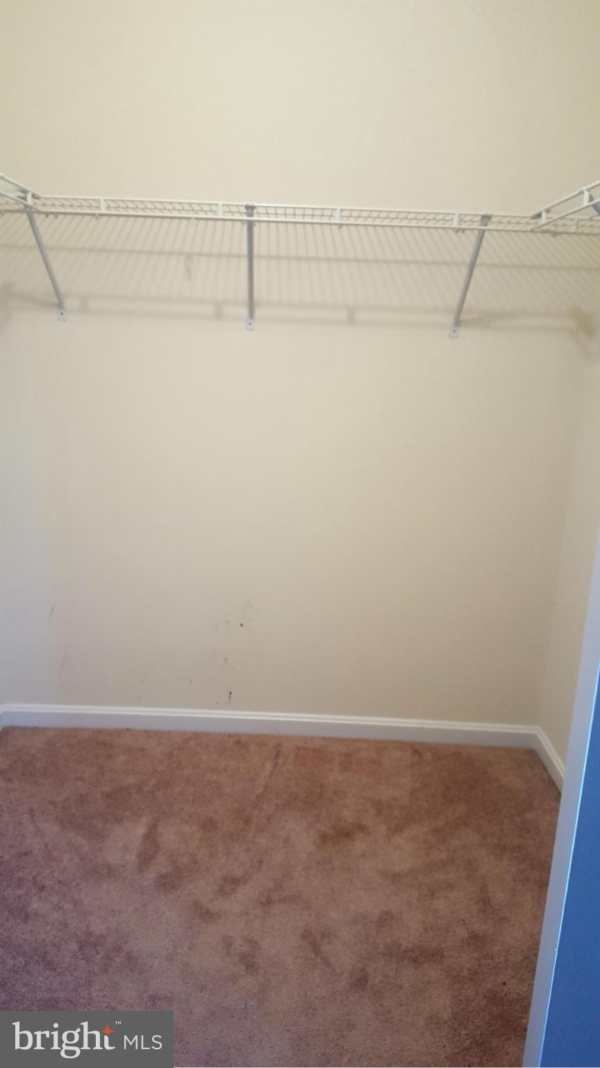 RIVER OAKS - Residential