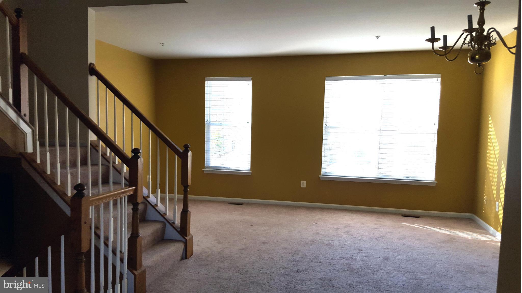 RIVER OAKS - Residential