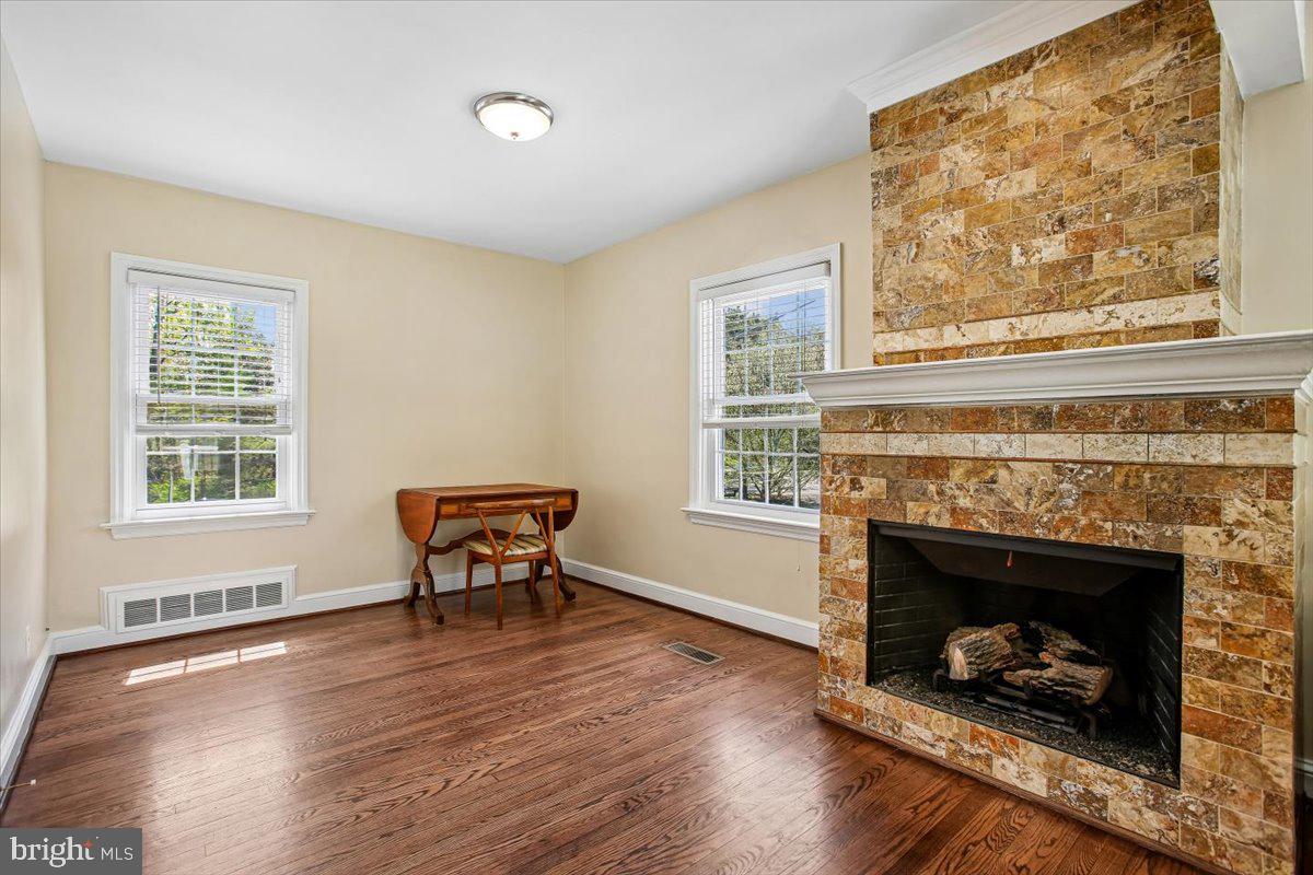 BALLANTRAE - Residential