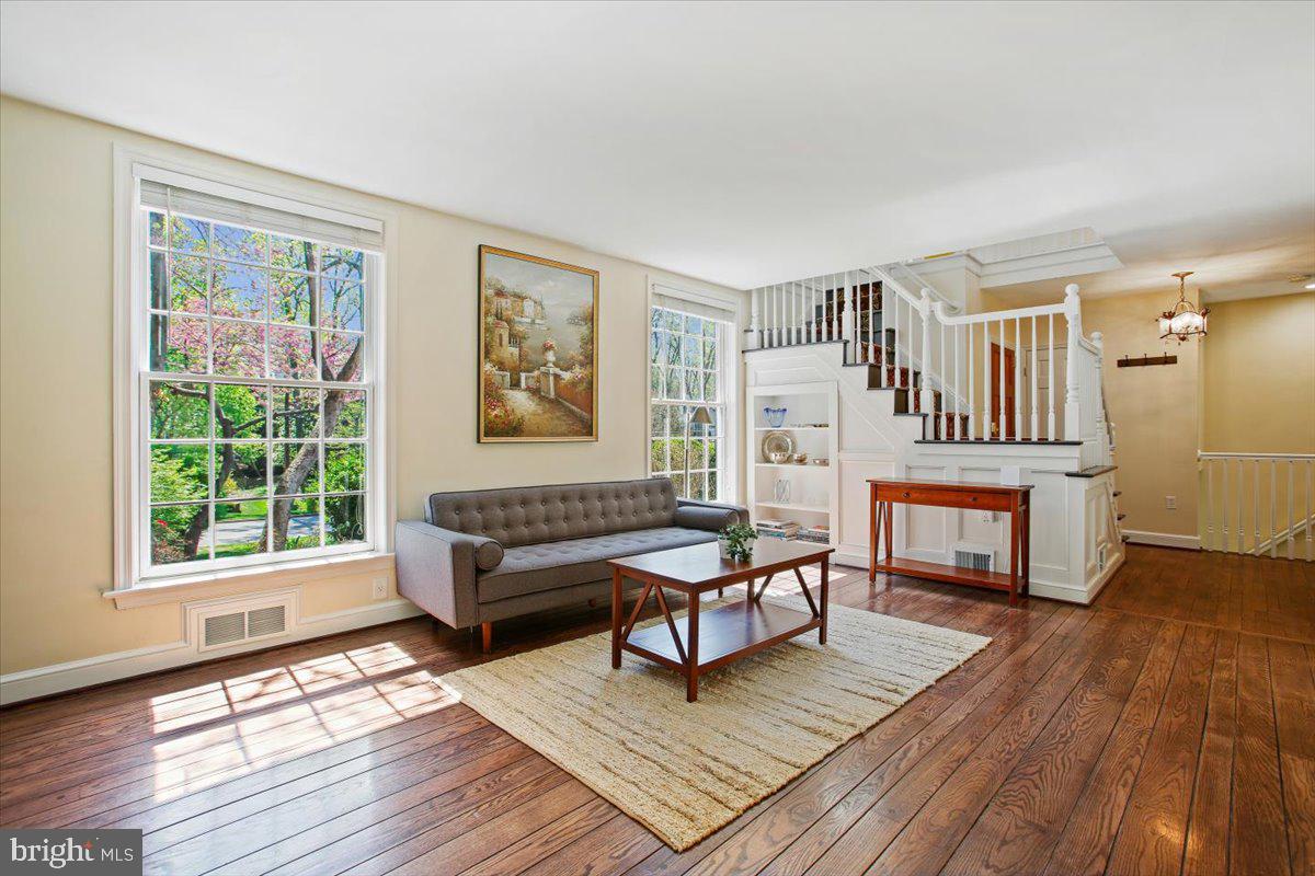 BALLANTRAE - Residential